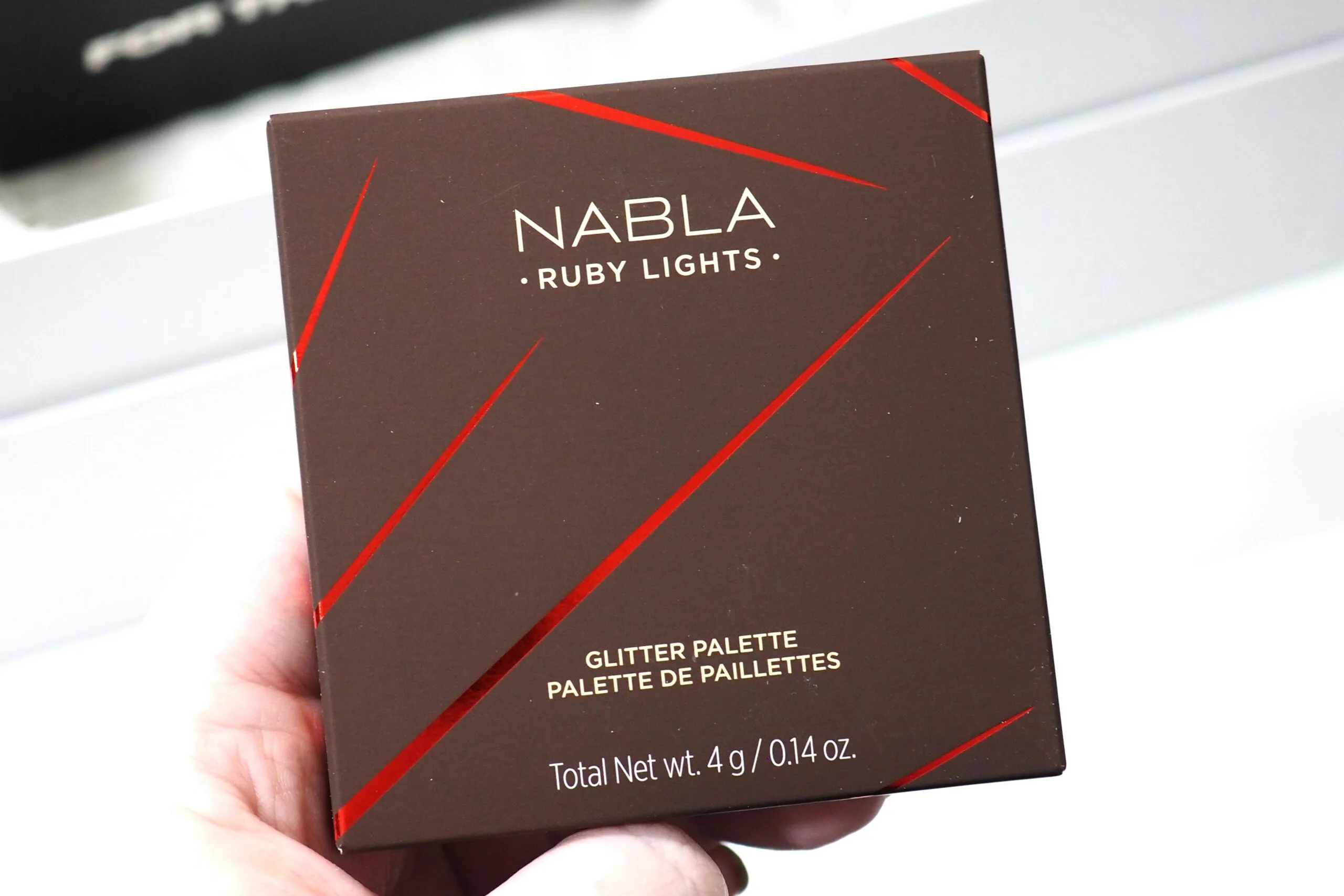 Beauty Bay The Showtime Beauty Box Unboxing