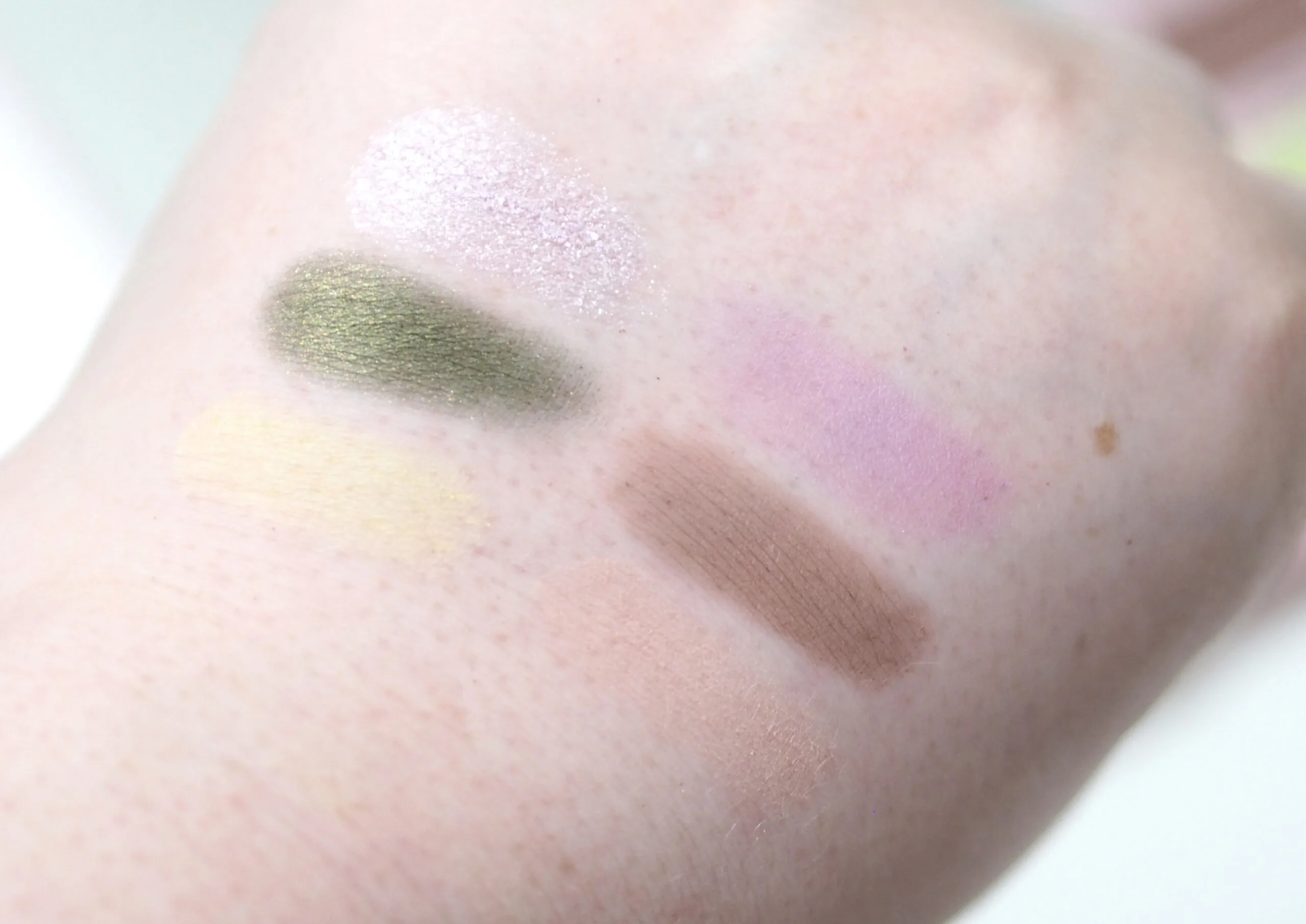 I Heart Revolution Tasty Coconut Eyeshadow Palette Review Swatches