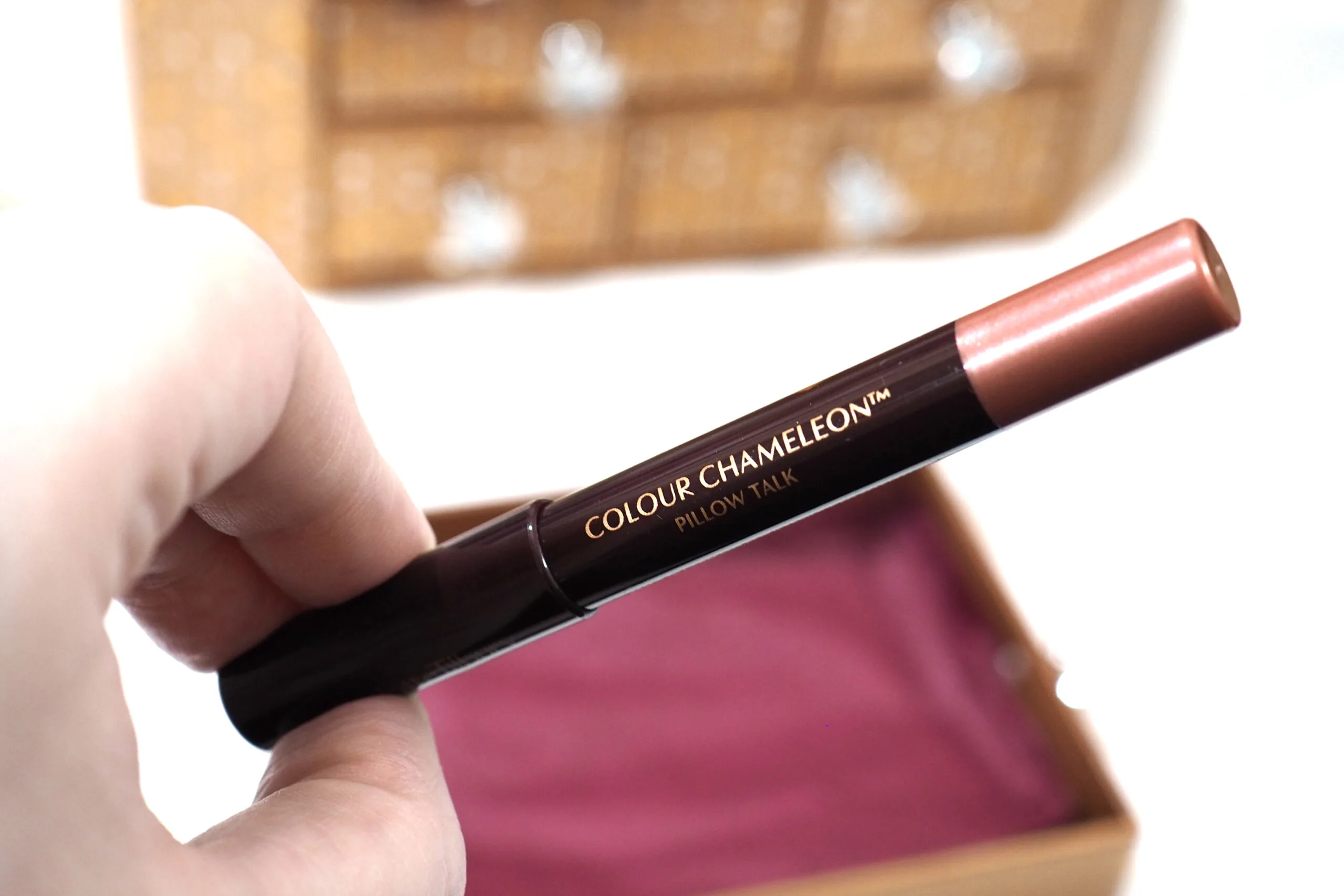 Charlotte Tilbury Charlotte's Beauty Dreams & Secrets Advent Calendar 2021 Unboxing + Review