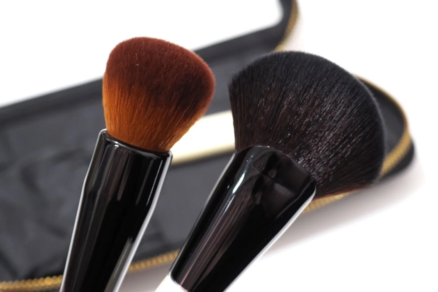 Bobbi Brown Luxury Brush Collection Set Review