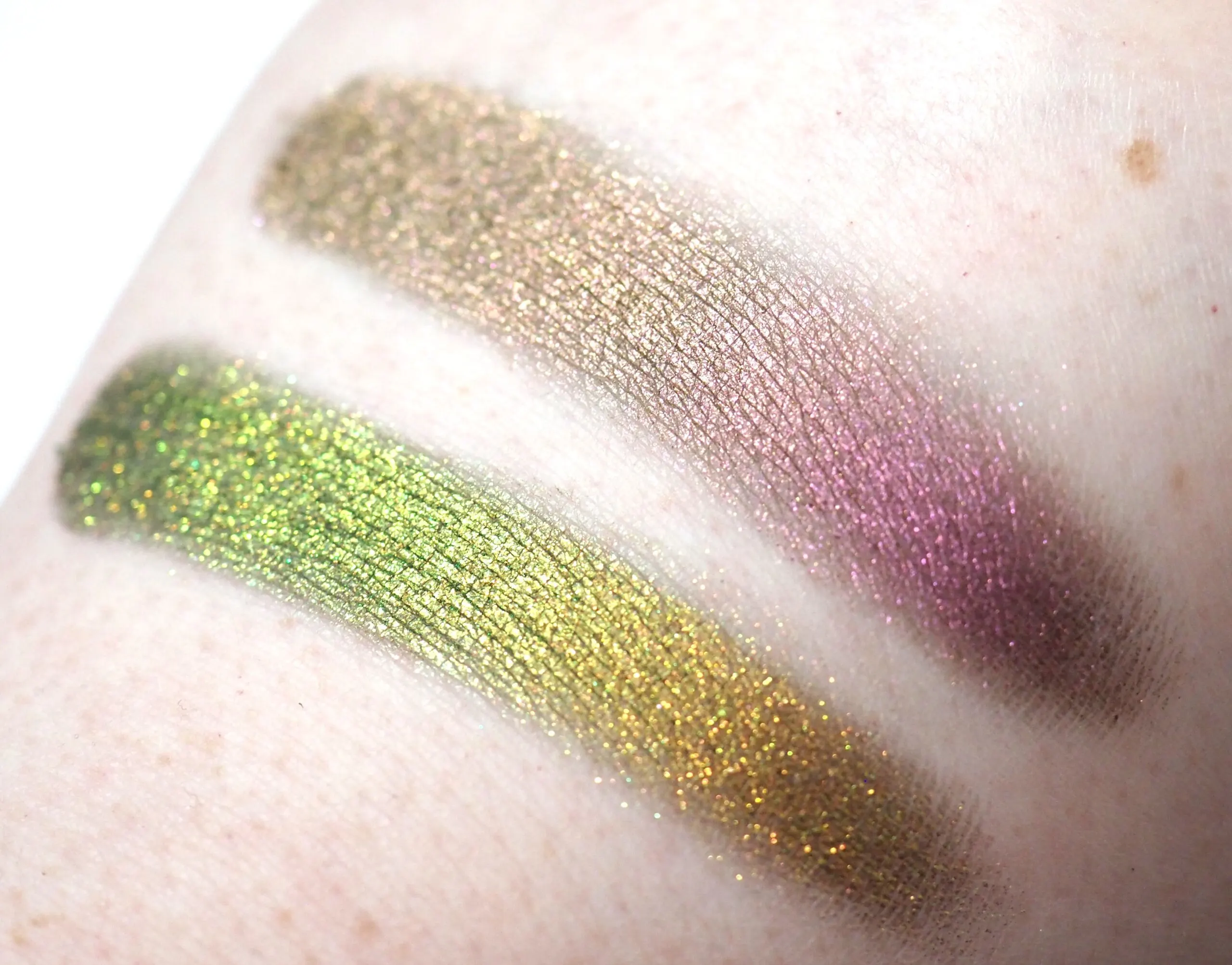 Charmacy Milano Insane Shade Shifter Eyeshadows