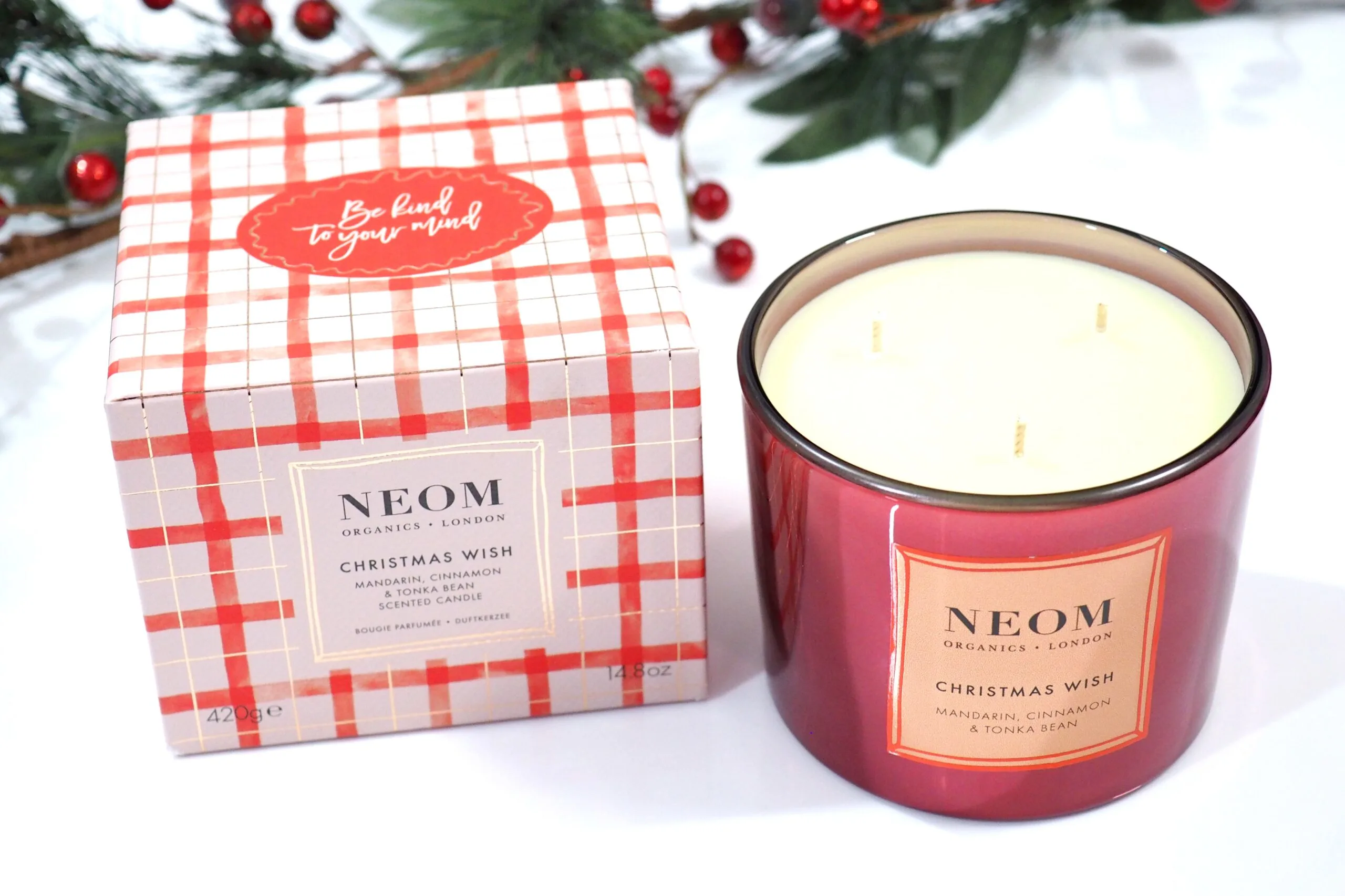 NEOM Christmas Wish Scented Candle Review