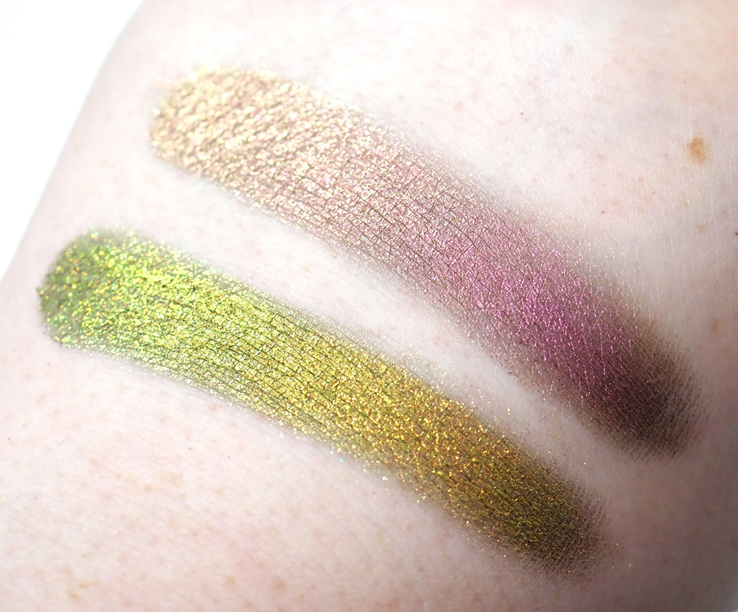 Charmacy Milano Insane Shade Shifter Eyeshadows