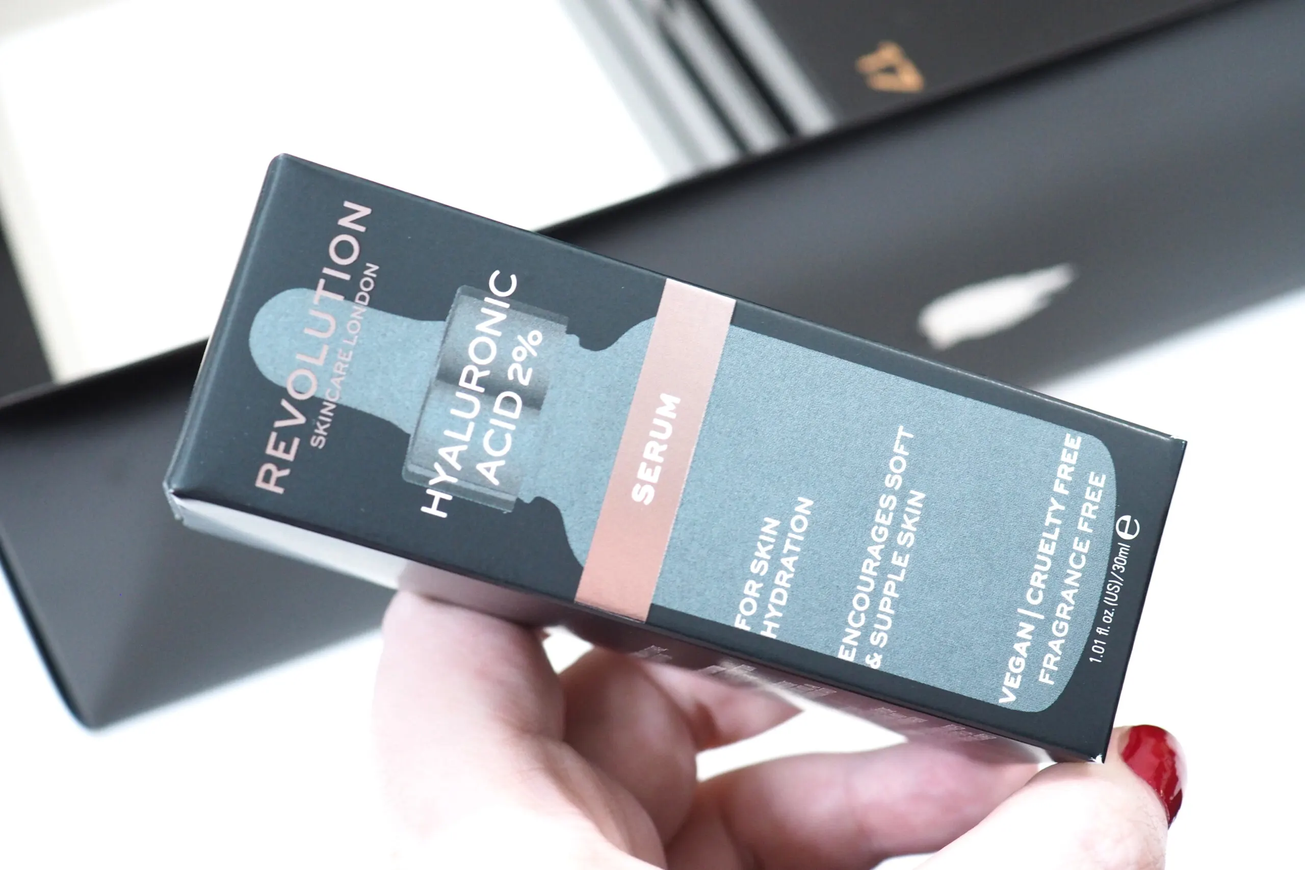 Revolution 25 Beauty Heroes Advent Calendar 2021 Unboxing and Review!