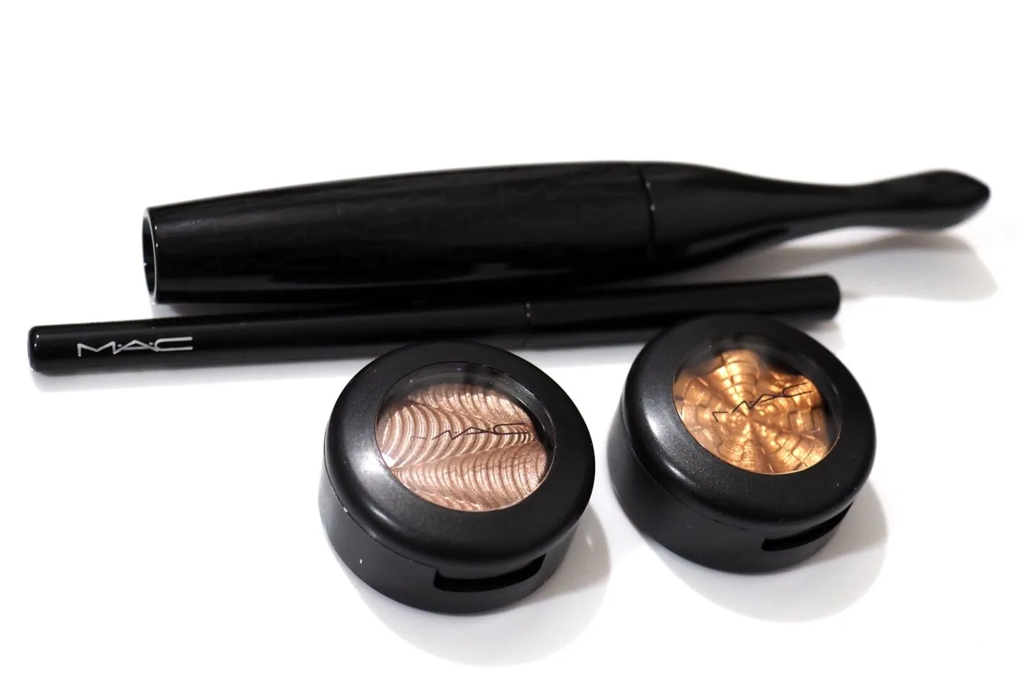 MAC Now You See Me Extra Dimension Eye Kit Review / Swatches