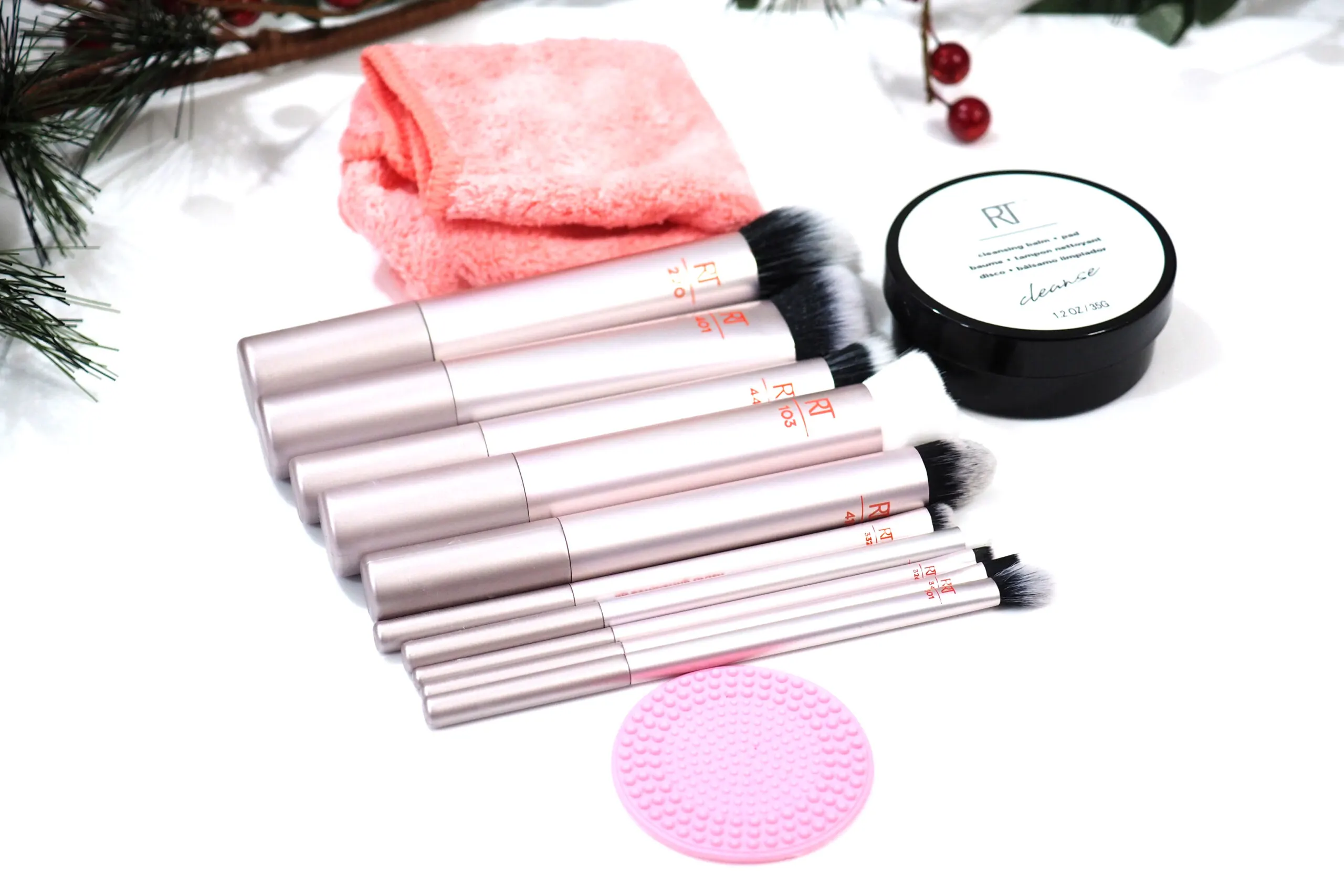 Real Techniques Total Face Brush Kit Review