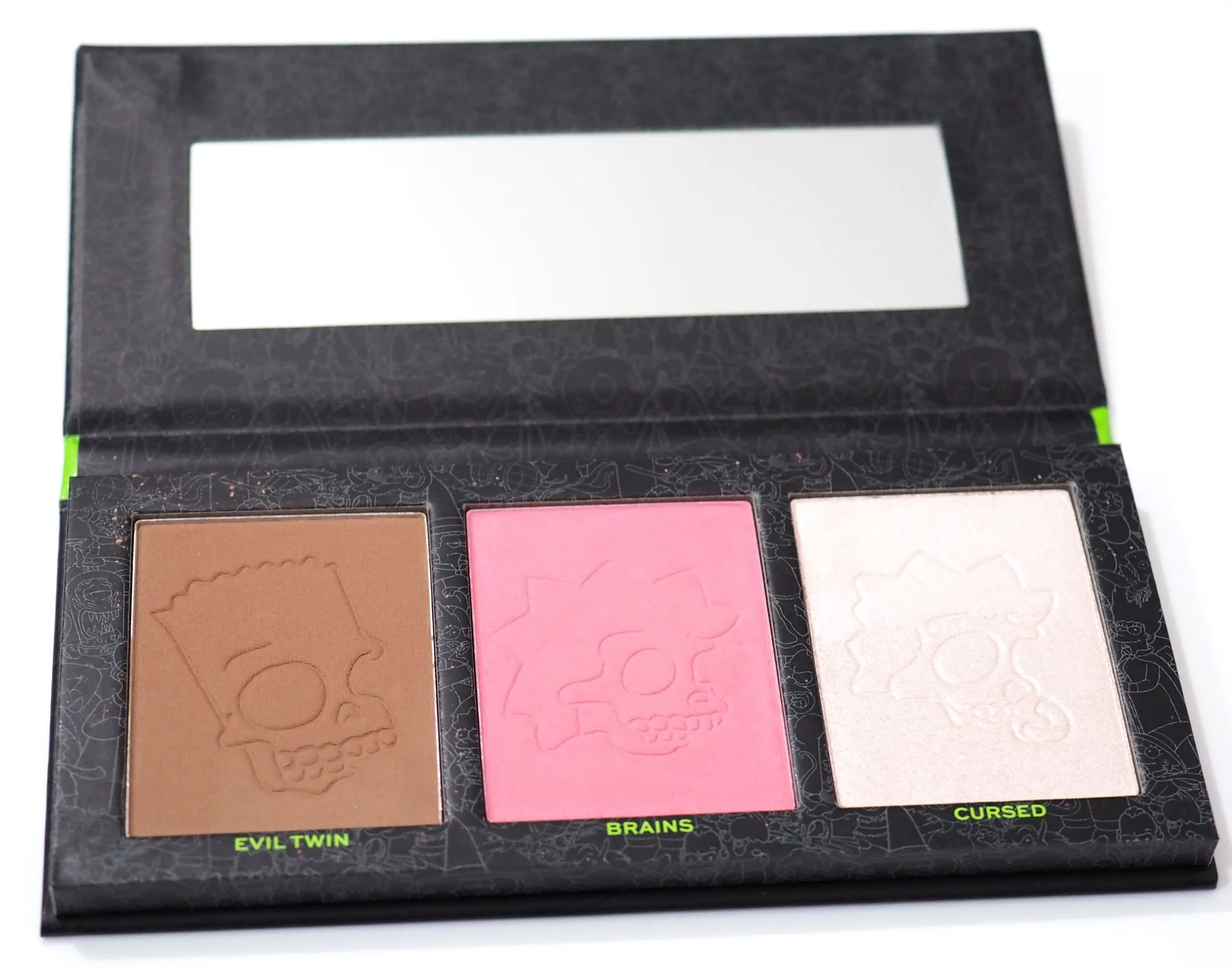 Revolution x The Simpsons Spooktacular Face Palette Review / Swatches