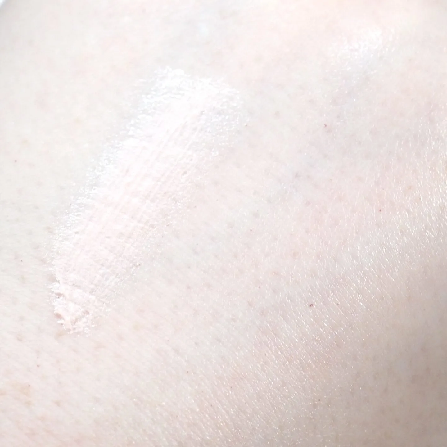Beauty Pie WonderFilter Brightening Primer Review