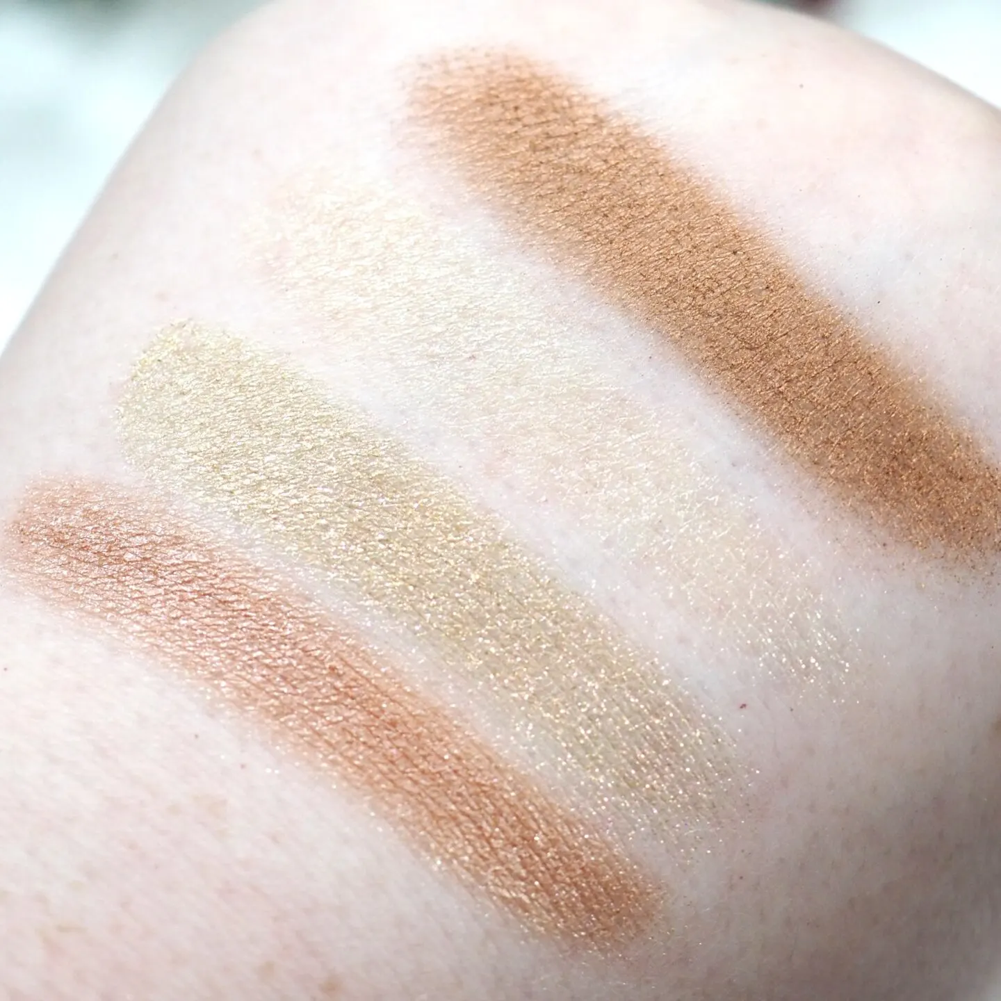Charlotte Tilbury Celestial Pearl Luxury Palette Of Pearls Palette