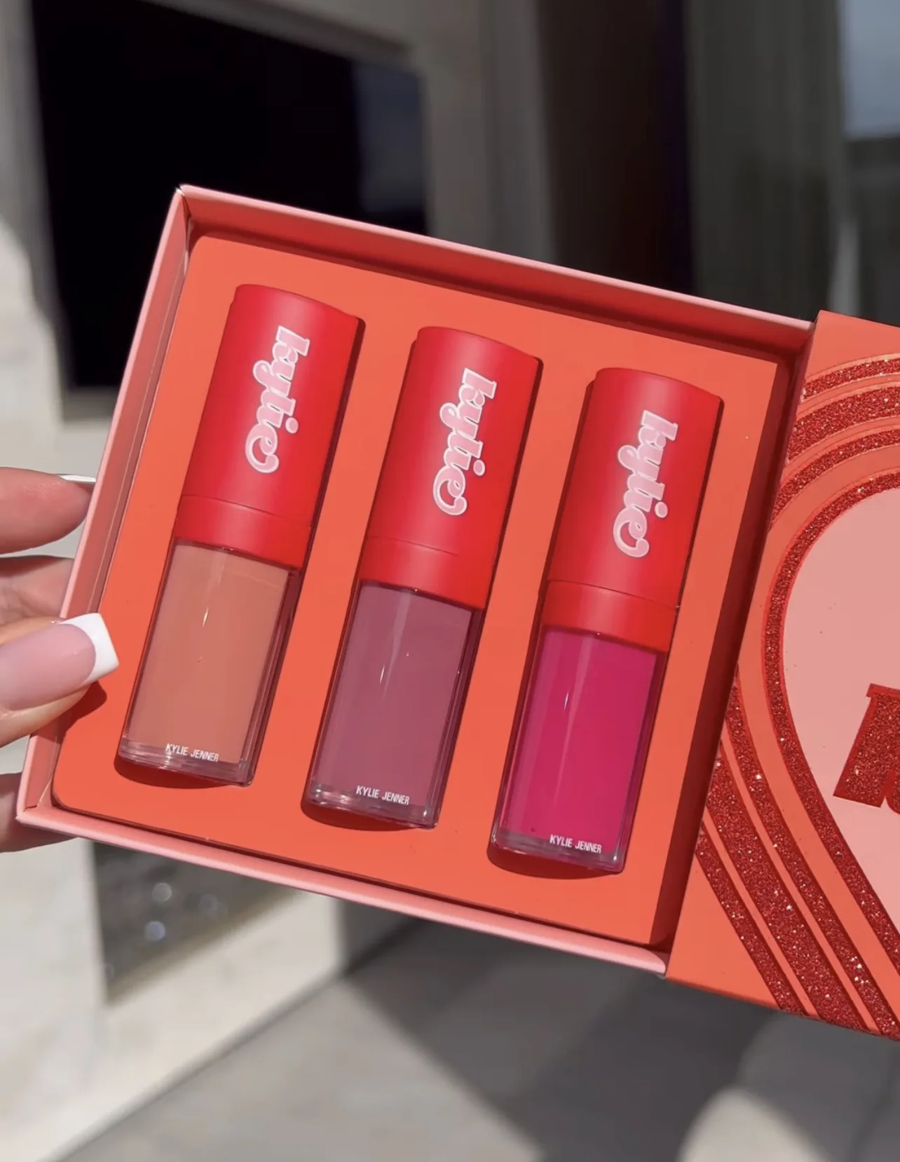Kylie Cosmetics The Valentine Collection 2022