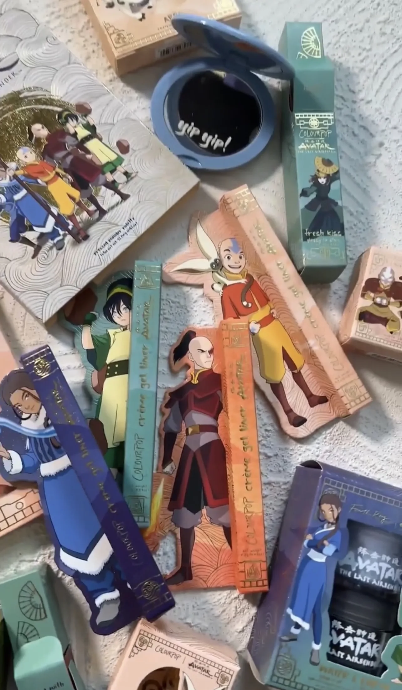 Колаборація ColourPop x Avatar The Last Airbender