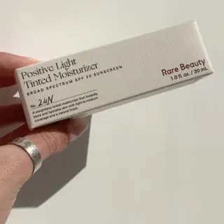 Rare Beauty Positive Light Tinted Moisturizer SPF20