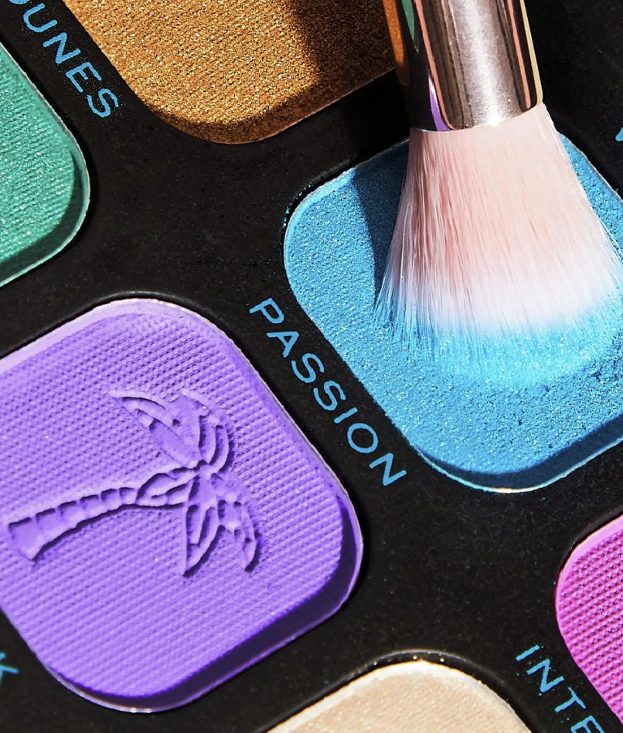 Revolution Desert Desire Forever Flawless Shadow Palette