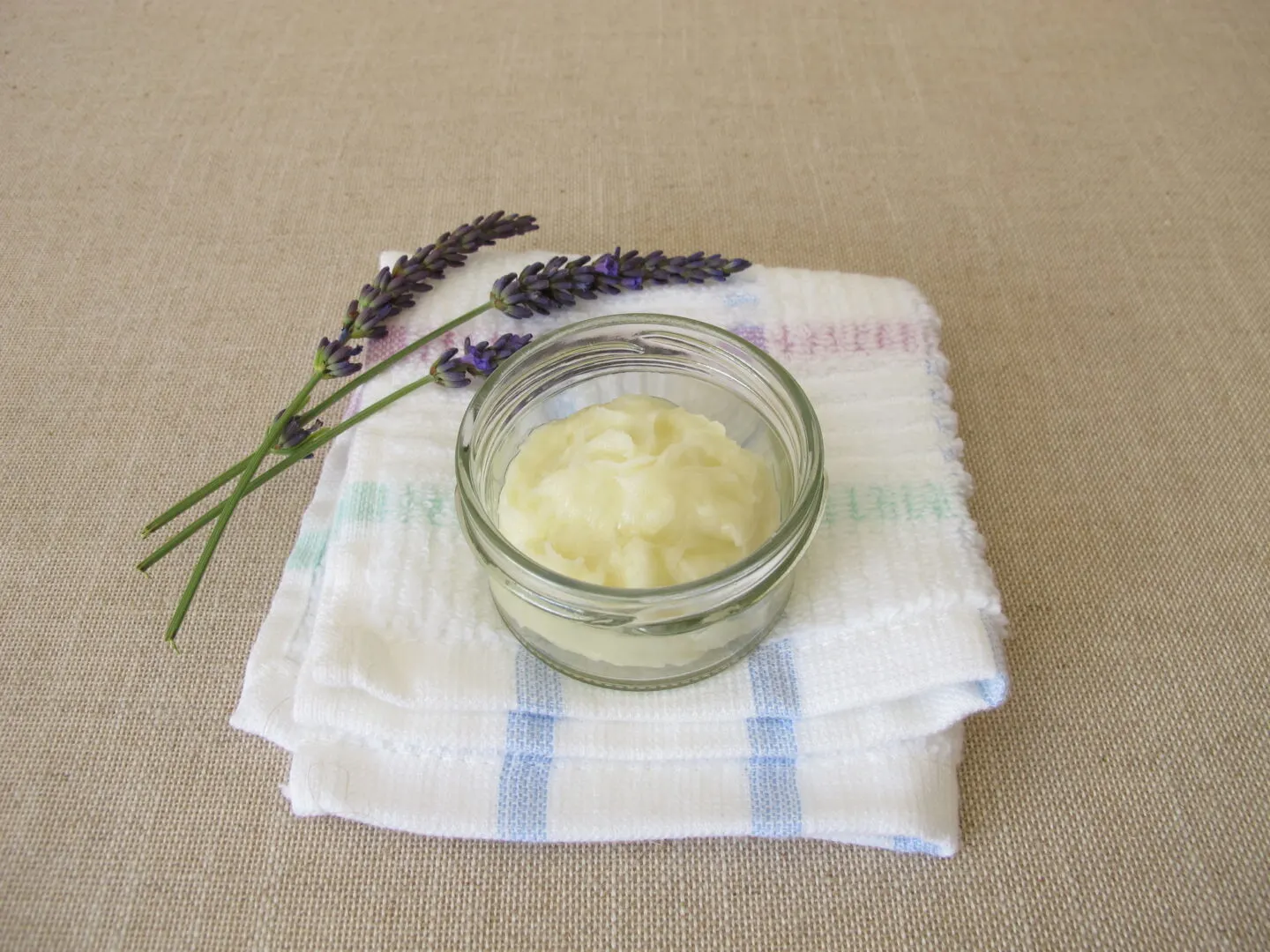 DIY ALUMINUM FREE DEODORANT