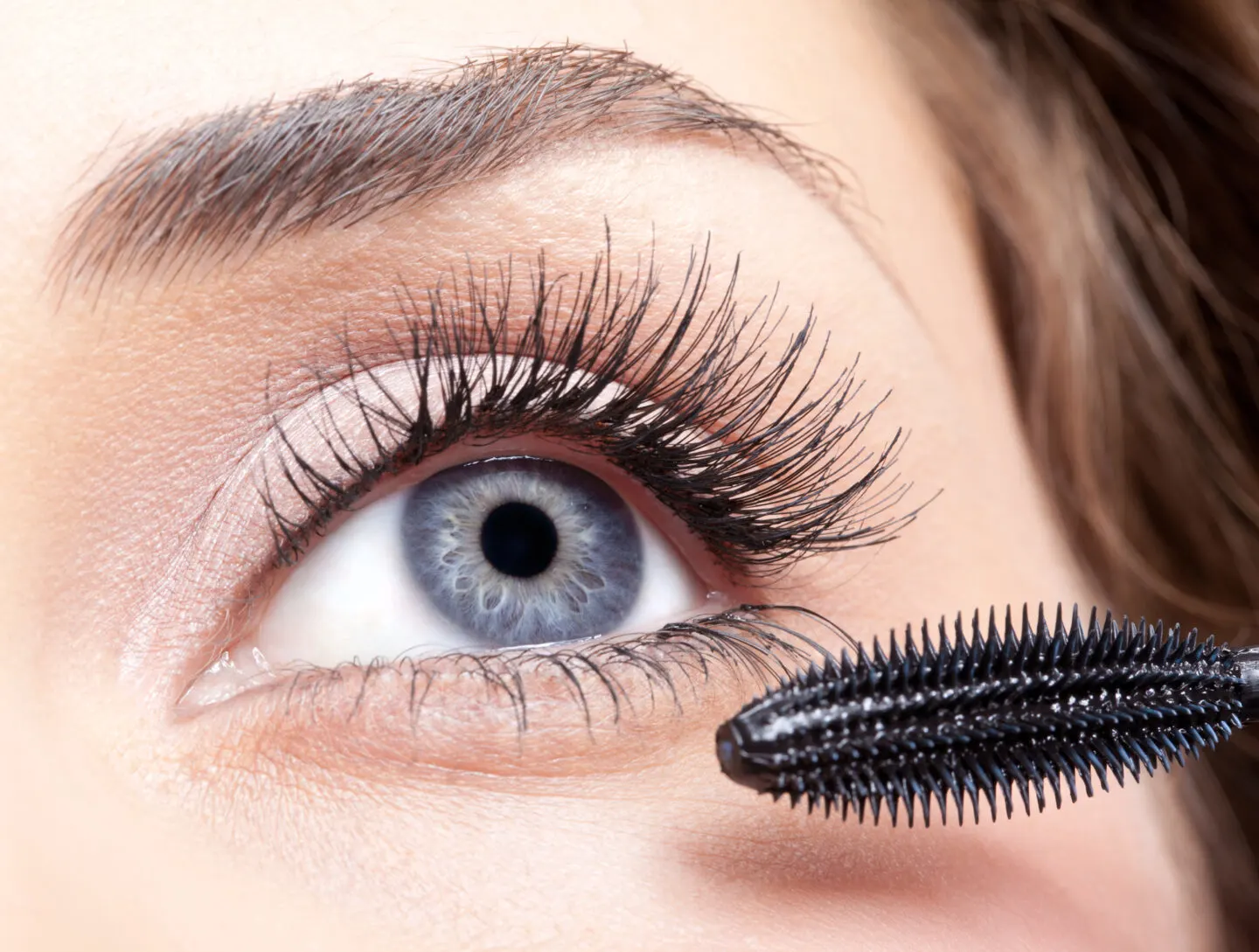 Does Mascara Make Your Eyelashes Longer