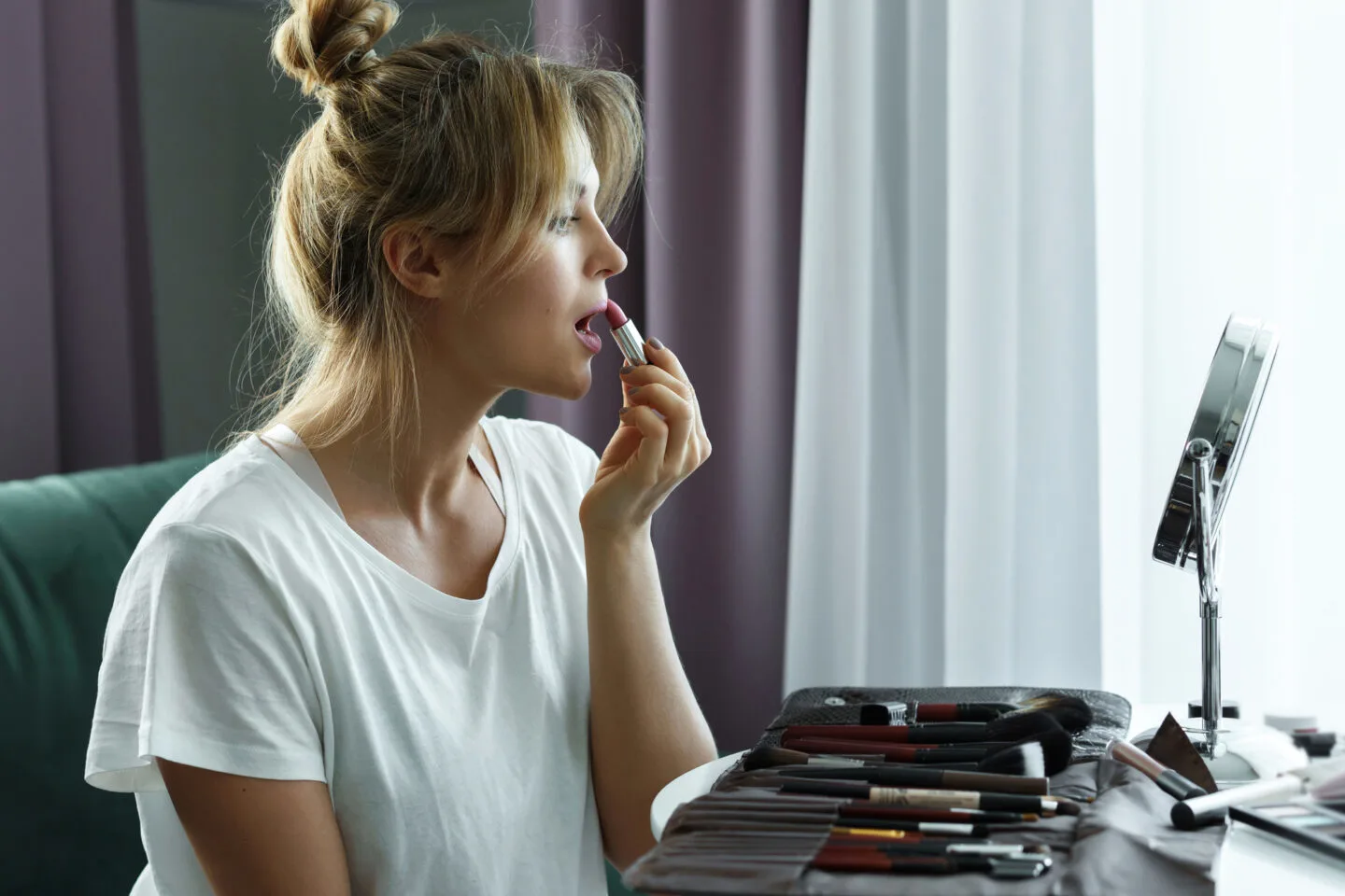 How To Get Lips Bigger Naturally [Ultimate Guide]