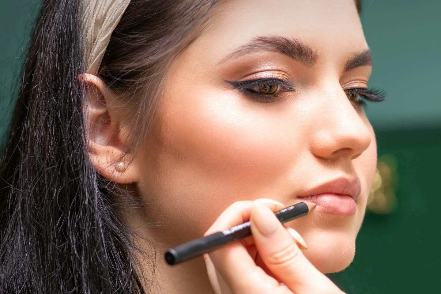 How To Get Lips Bigger Naturally [Ultimate Guide]
