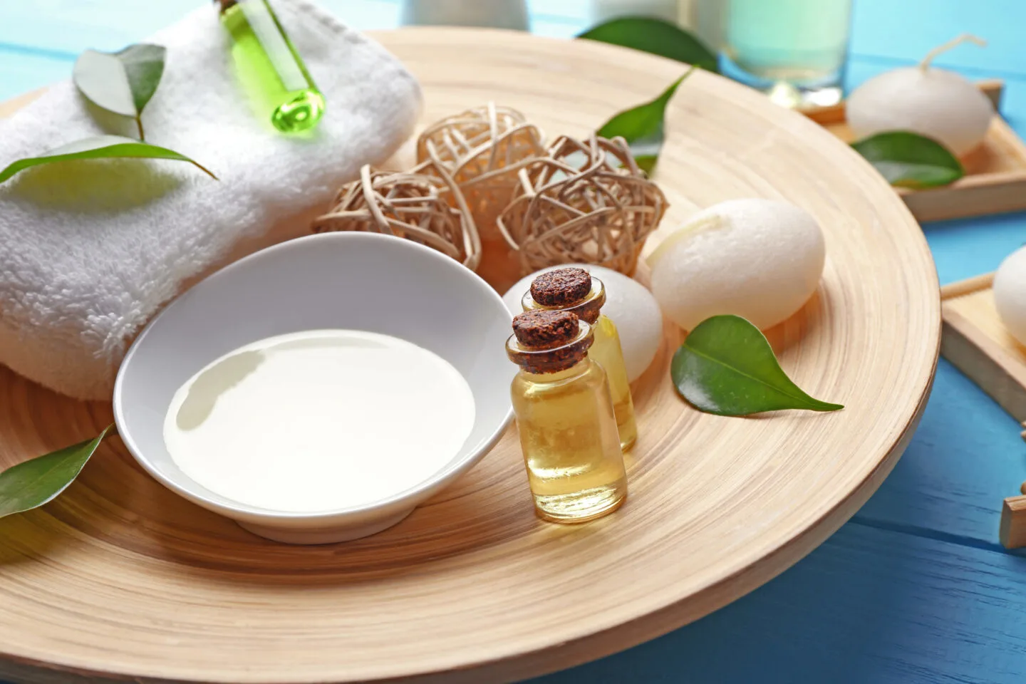 Is It Safe To Put Tea Tree Oil On Lips