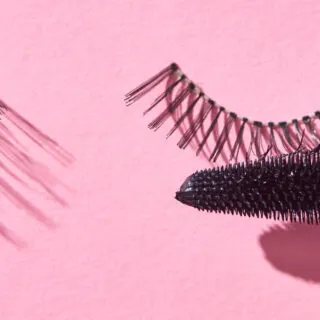 Ingrown Eyelash Home Remedy: Fix That Ingrown Lash!