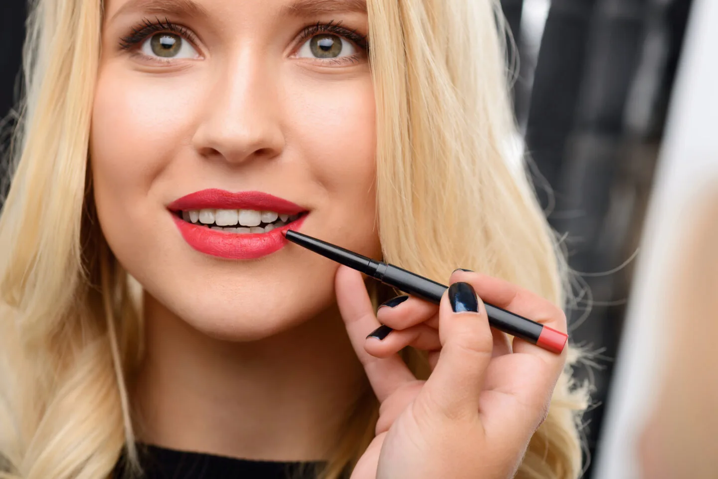 What's The Best Method For Overlining Your Lips