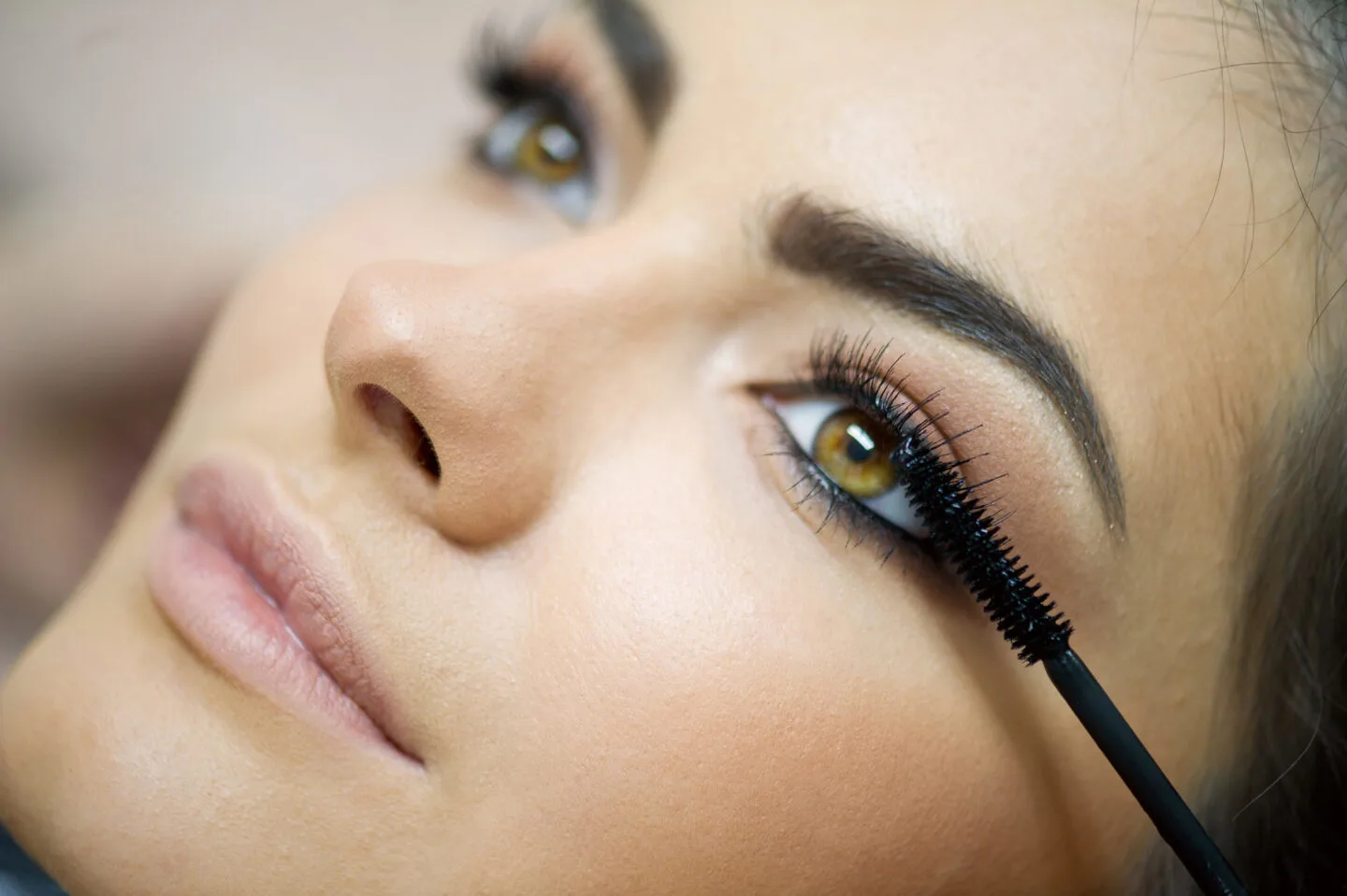 How to care for eyelash extensions while you sleep?