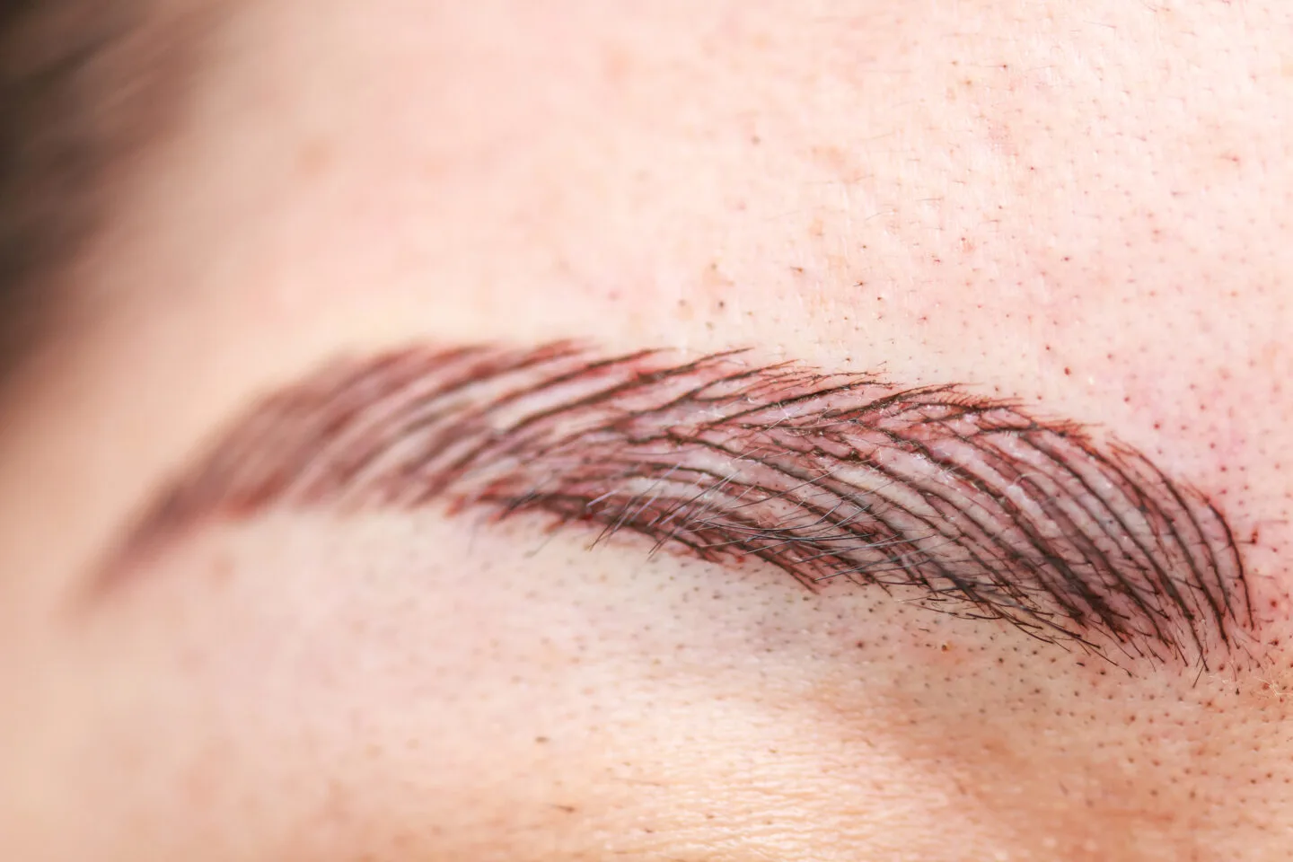 Microblading healing process - what to expect?