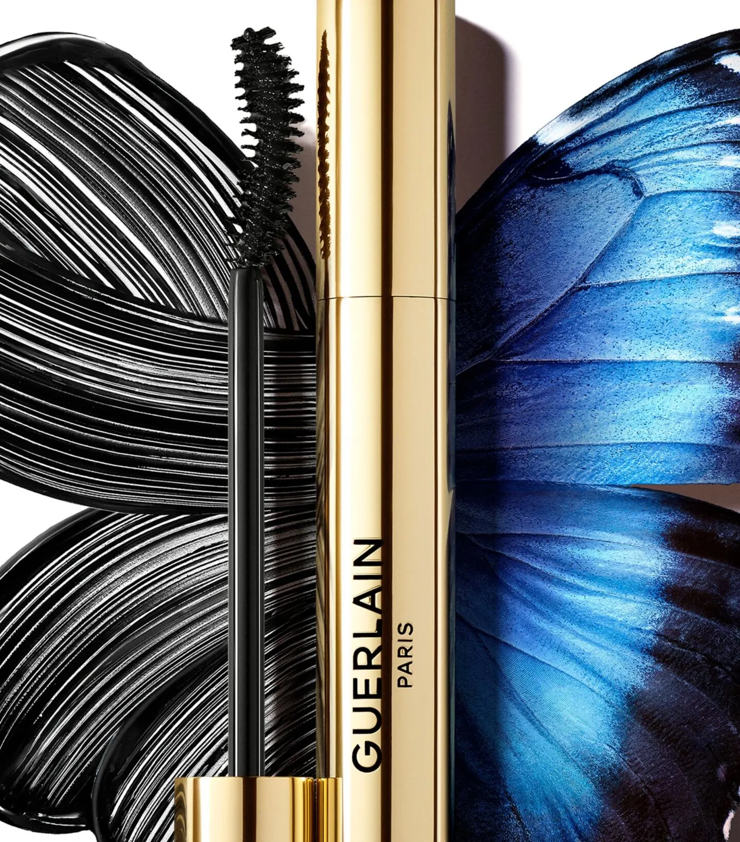 Photo of the Guerlain Noir G Mascara on a butterflut background