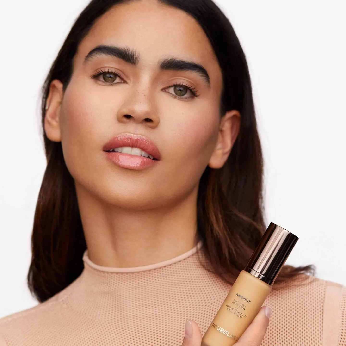 Hourglass Ambient Soft Glow Foundation [Shades, Claims + More]