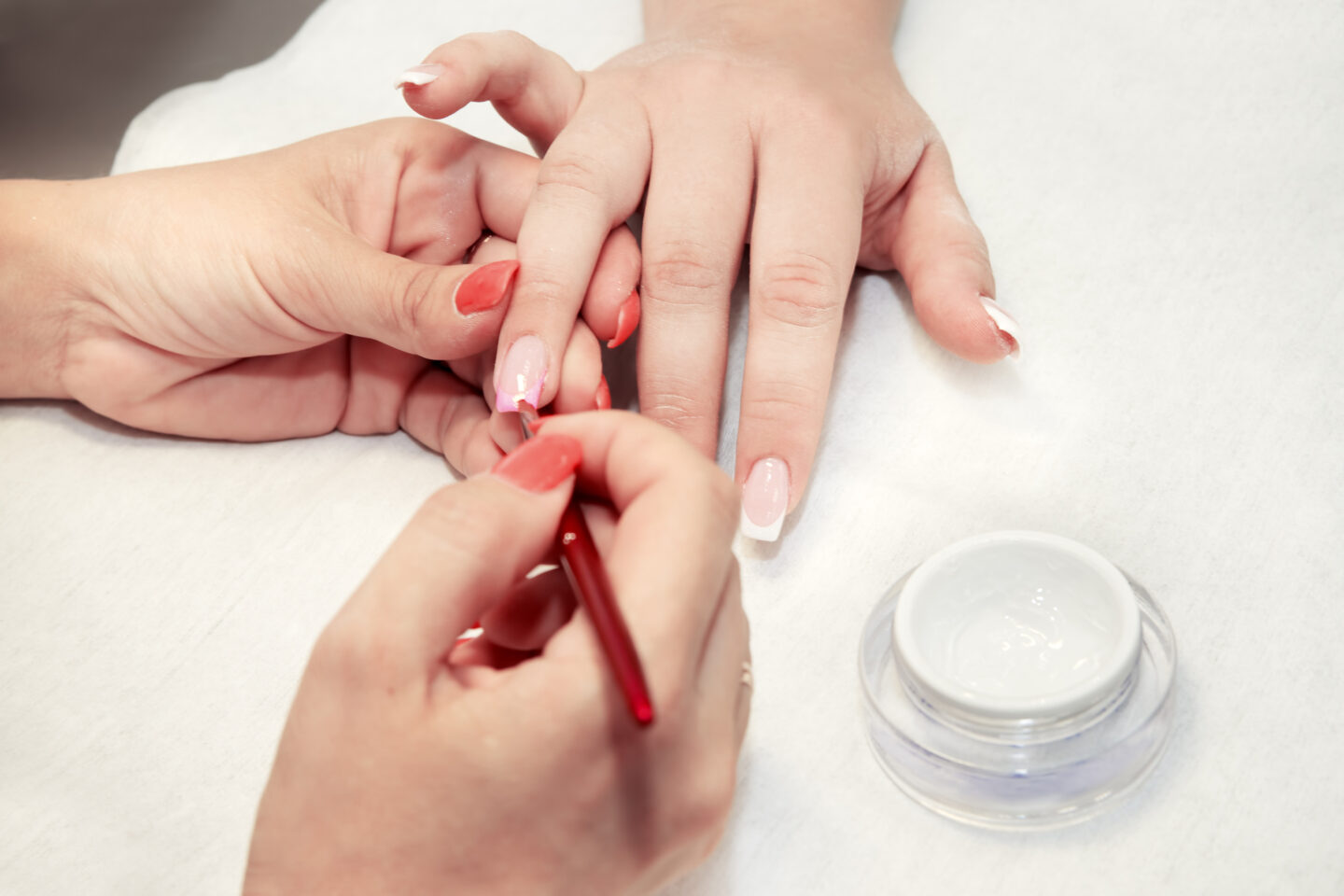 How To Dry Gel Nail Polish Without UV Light | Top Handy Tips 2023 How To Dry Gel Nail Polish Without UV Light | Top Handy Tips 2023