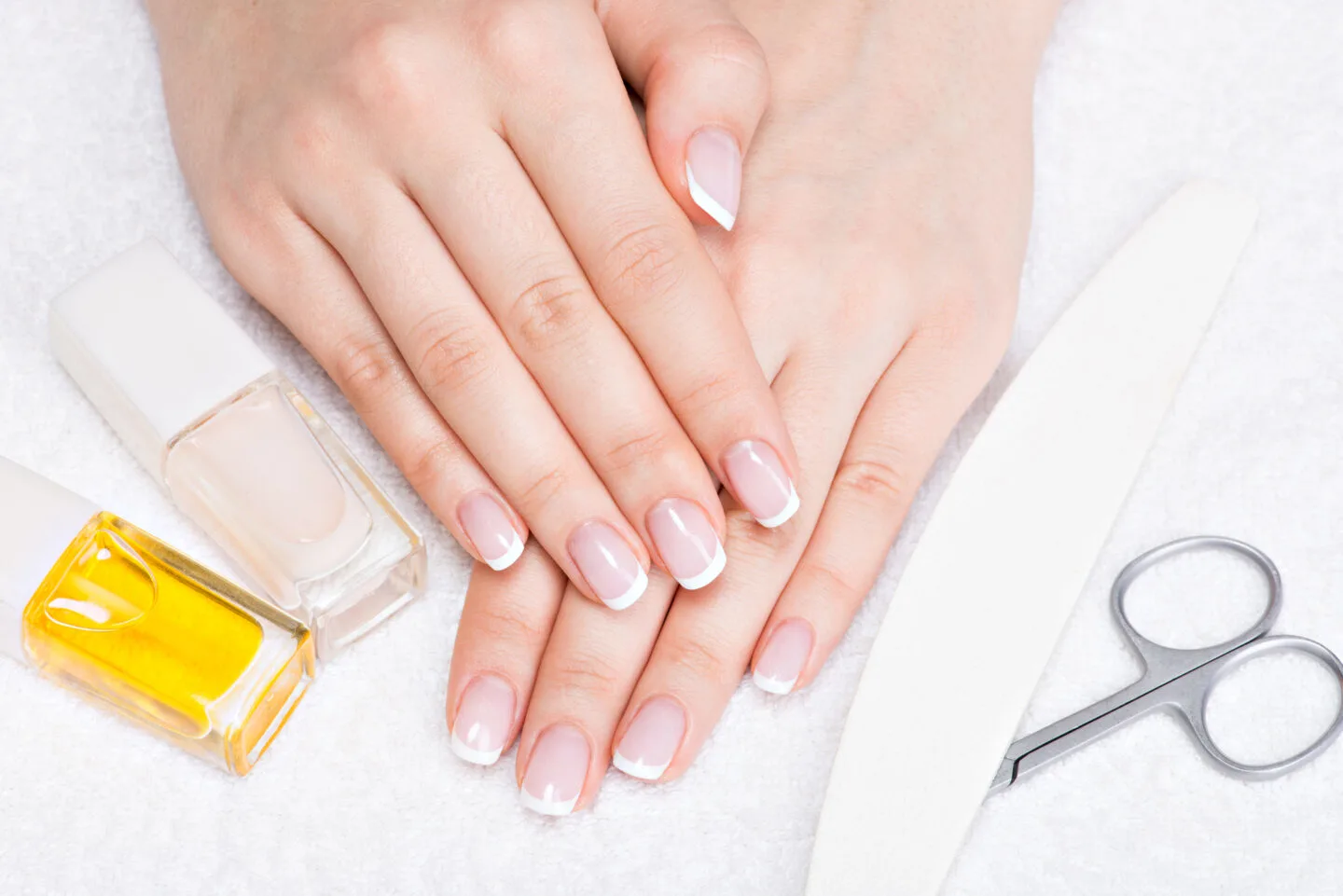 No UV Light? No Problem! Try These Drying Hacks for Gel Nail Polish