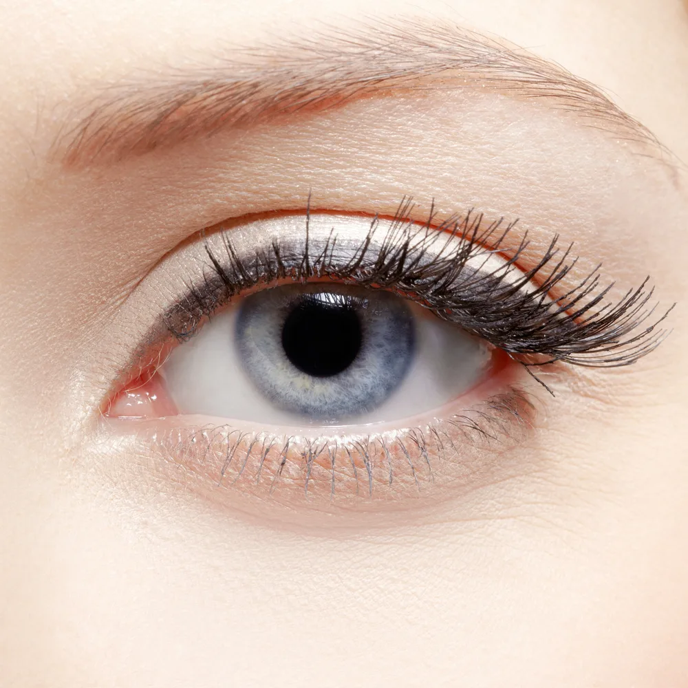 How To Strengthen Eyelashes