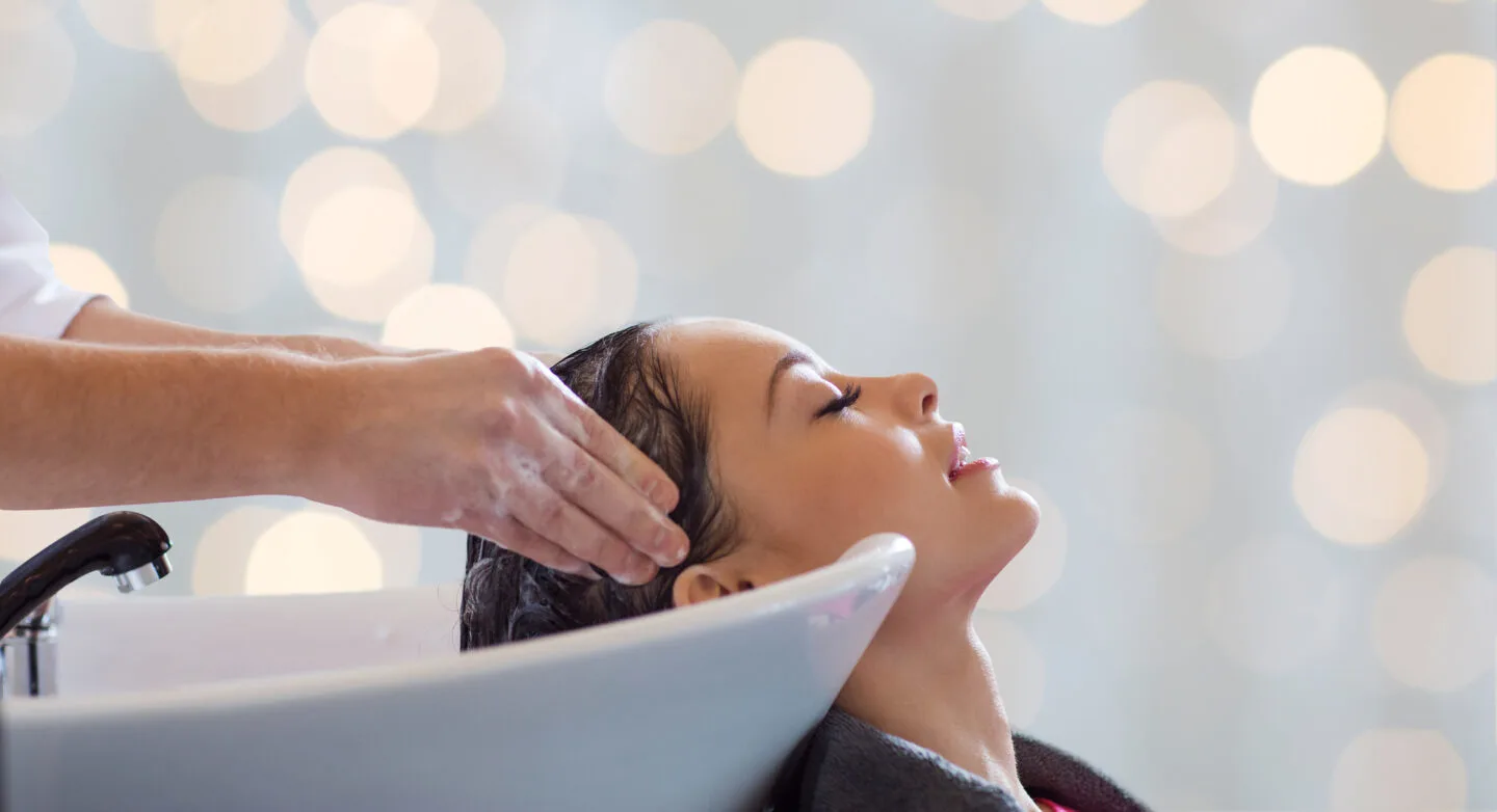 Does purple shampoo work on natural blonde hair?