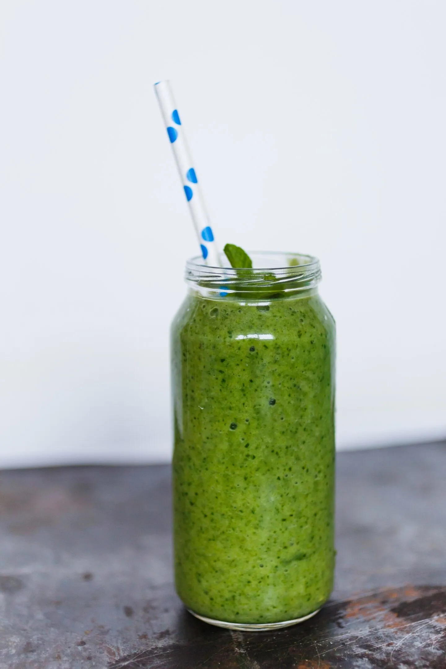 Kale Benefits For Skin: Why You Need Kale In Your Skincare Routine!