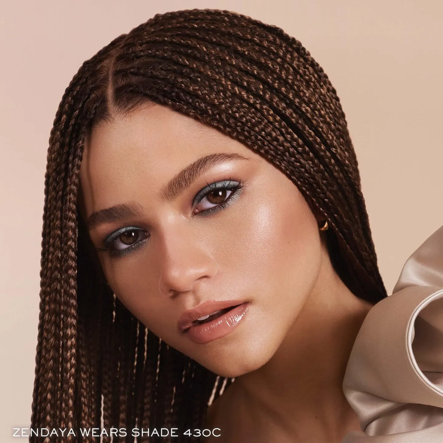 Lancome Teint Idole Ultra Wear Care & Glow Foundation