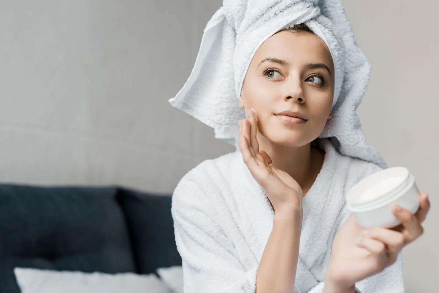 How do you use Vaseline as a makeup primer?