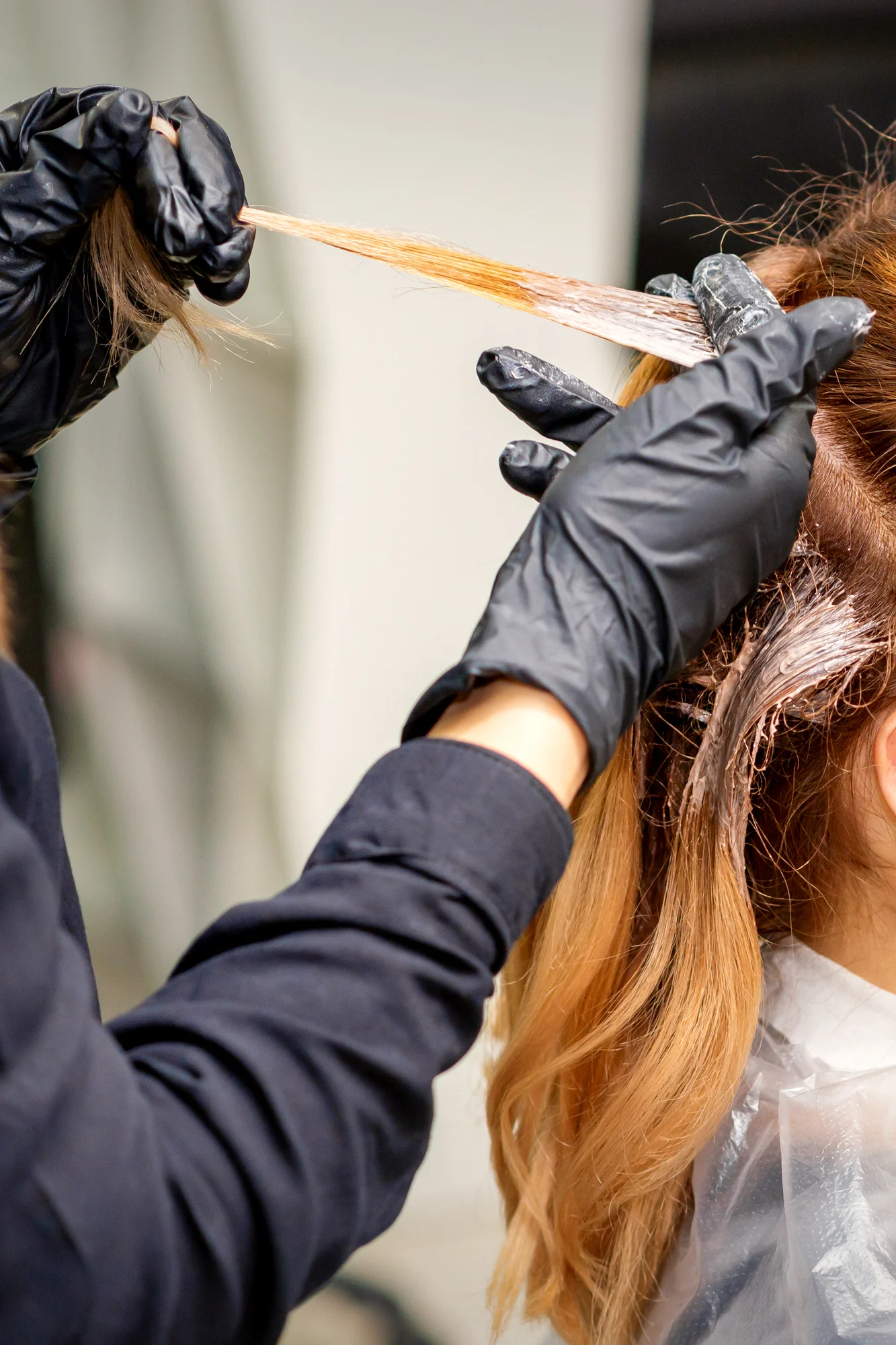 How to use hair toner to get rid of brassy tones