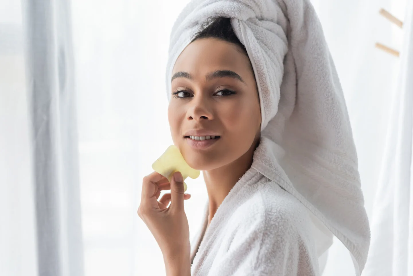 The Importance Of Using Face Oils When Using A Gua Sha
