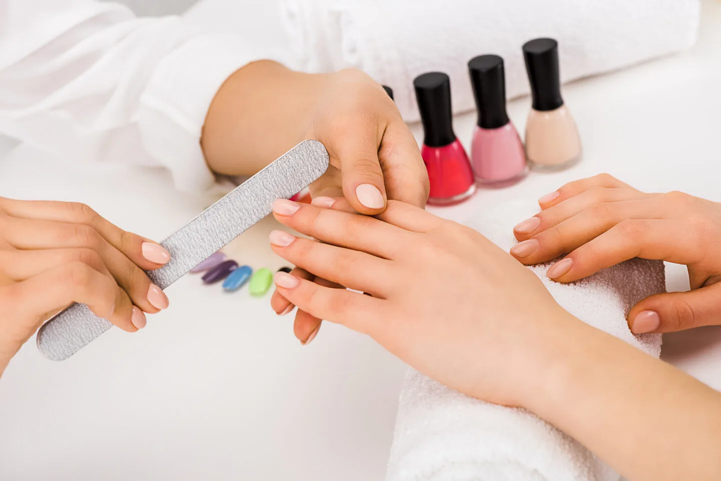 Can You Use Alcohol as A Nail Dehydrator? [Revealed] 2023