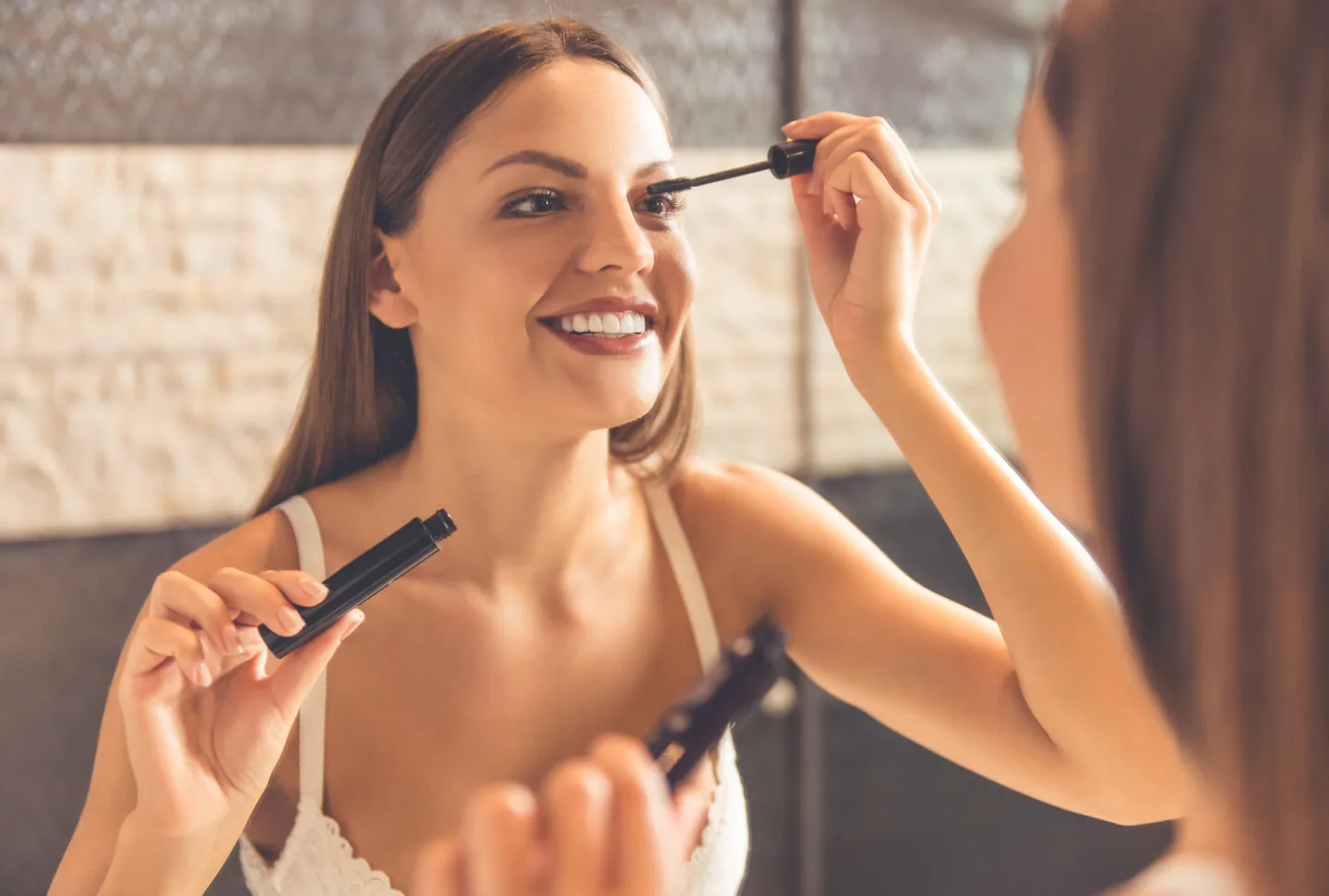 How to care for your lashes after wearing mascara