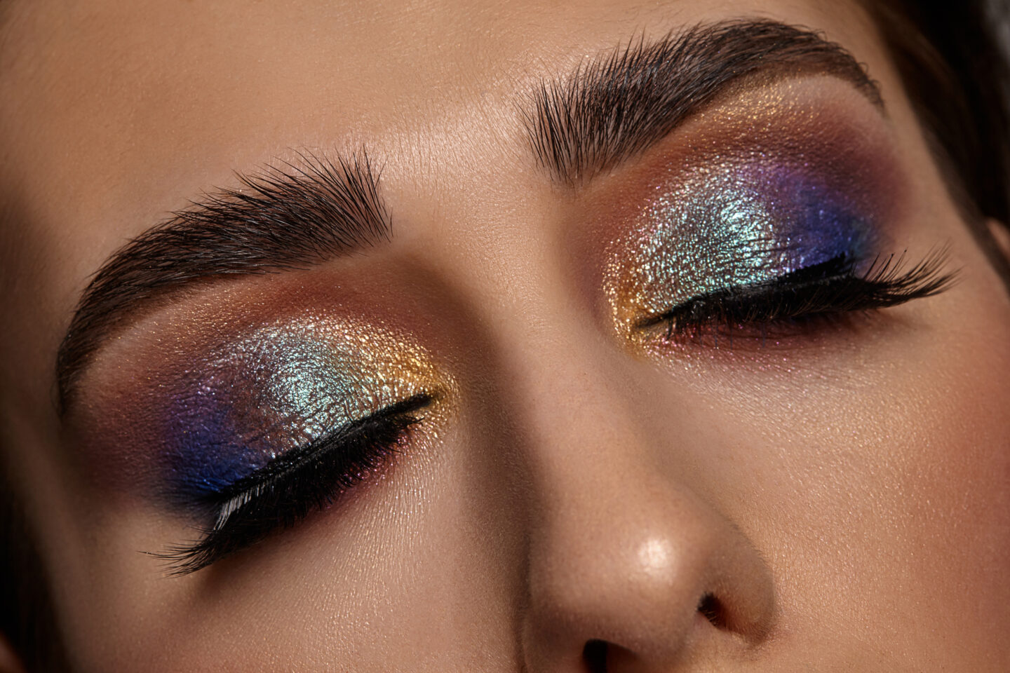 How Long Can You Wear False Eyelashes