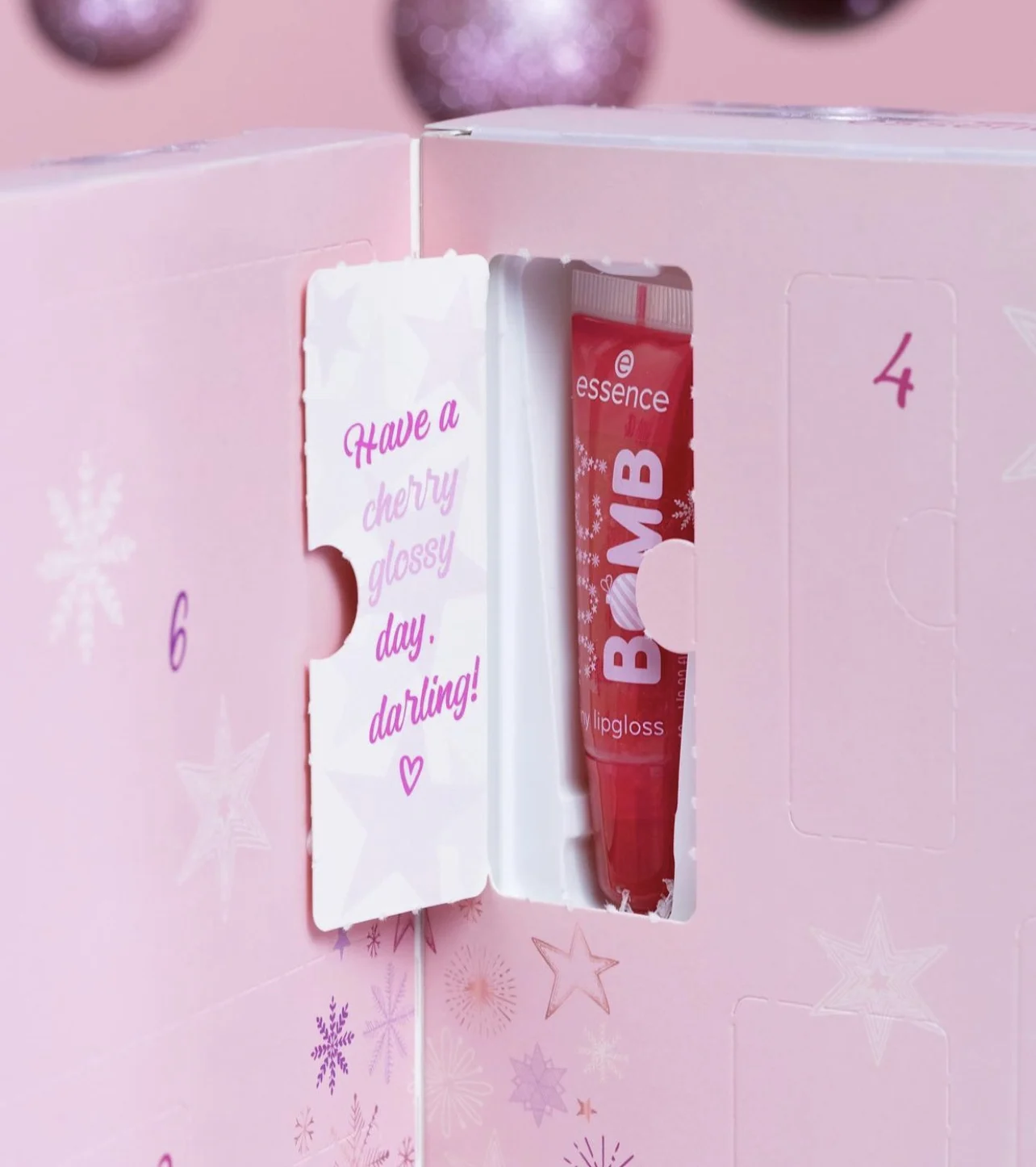 Essence Happy Holidays Advent Calendar 2022 [Contents Reveal]
