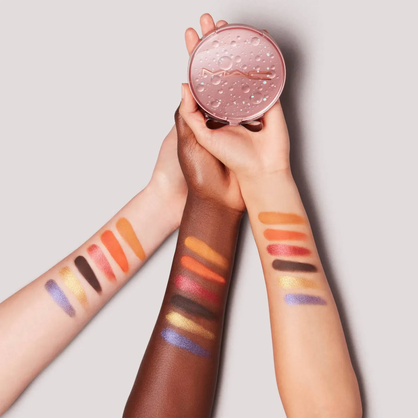 MAC Bold Bows Eye Love Surprises Eyeshadow Palette