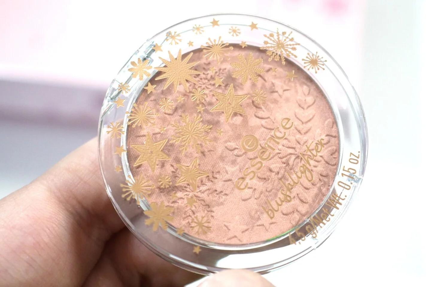 Essence Happy Holidays Advent Calendar 2022