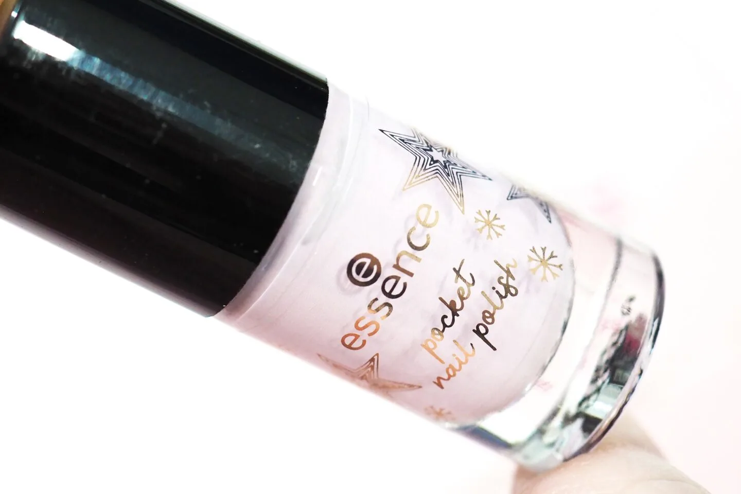 Essence Happy Holidays Advent Calendar 2022