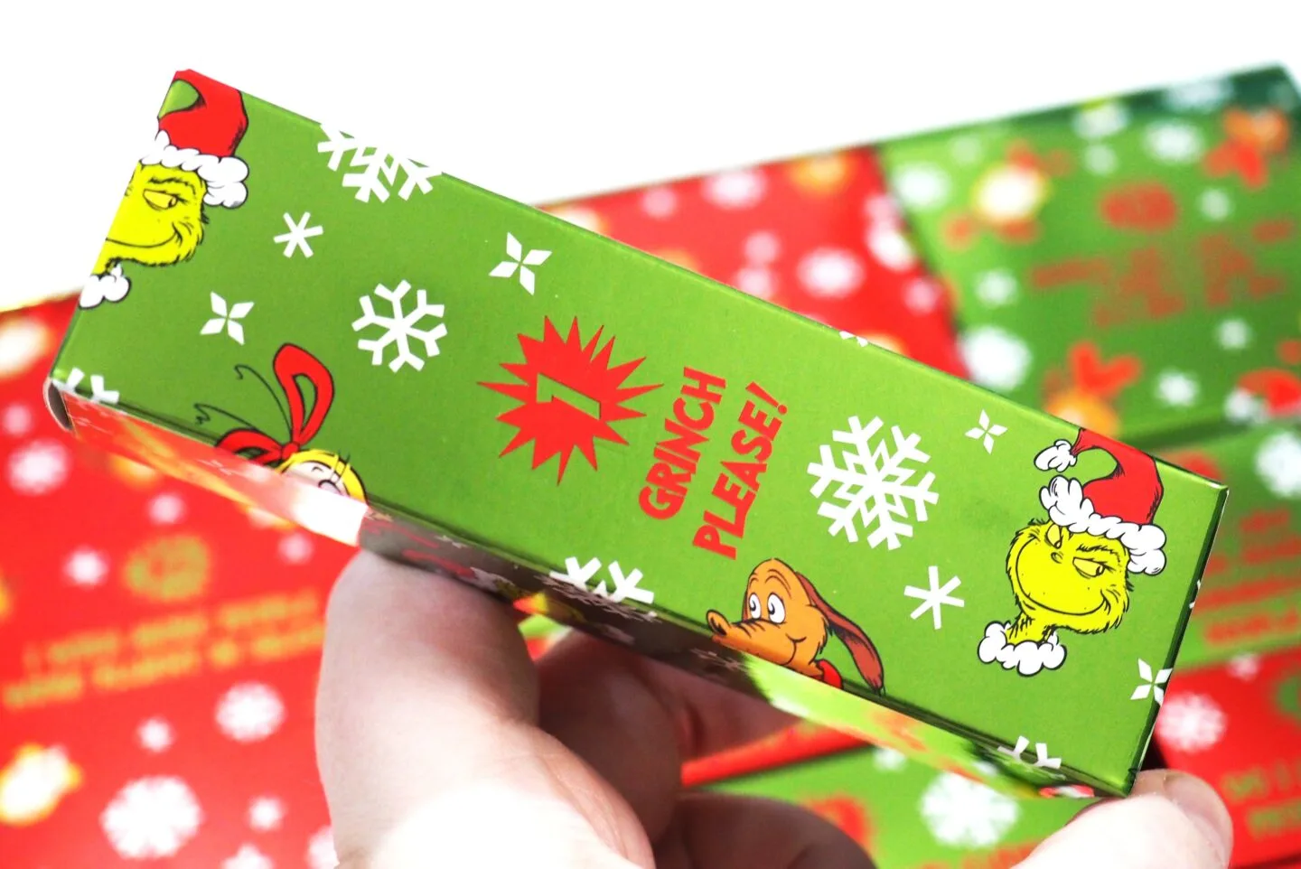 Revolution x The Grinch Advent Calendar 2022 [Review + Swatches]