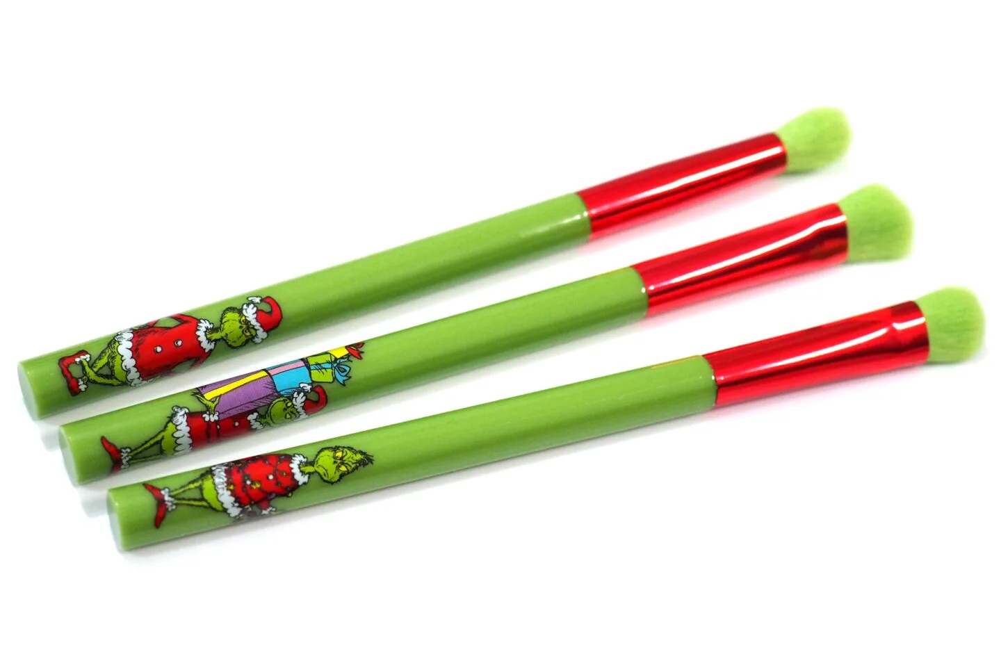 Revolution x The Grinch Who Stole Christmas Brush Set Review