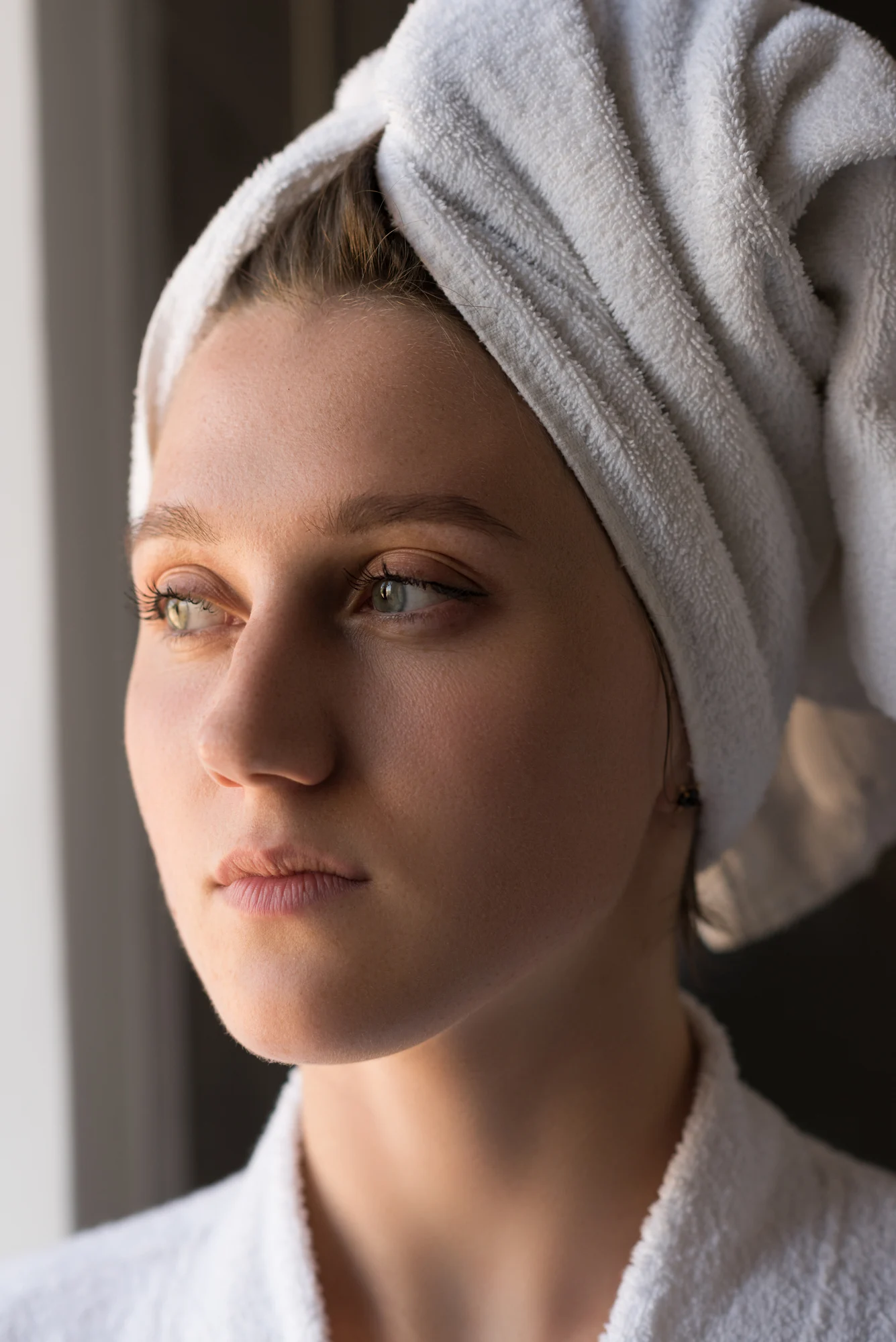 Why Is My Hair Greasy After I Wash It? [Truth Revealed] 2023
