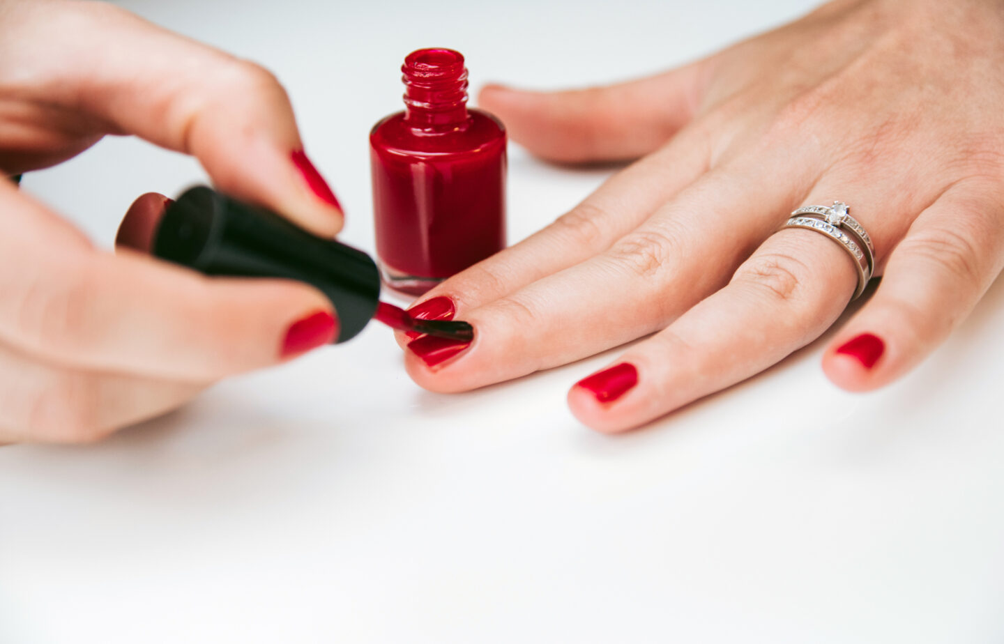 Can You Mix Gel Nail Polish to Make Different Colors?