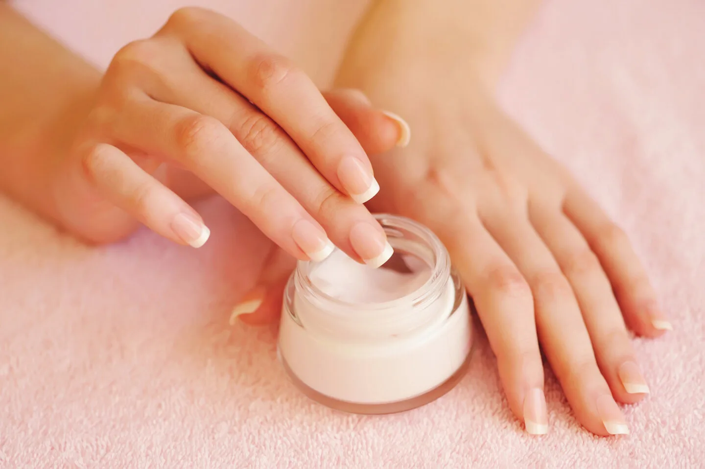 Can You Use Makeup Primer Around The Eyes?