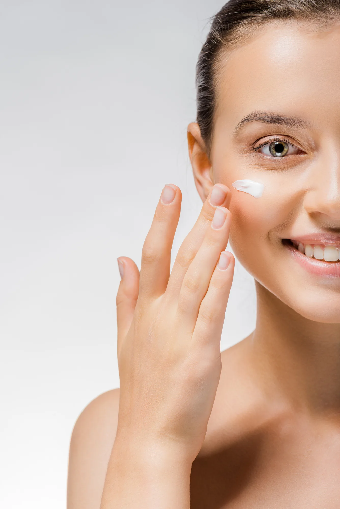 Cetaphil Moisturizing Cream Vs Lotion - Which Is Best?